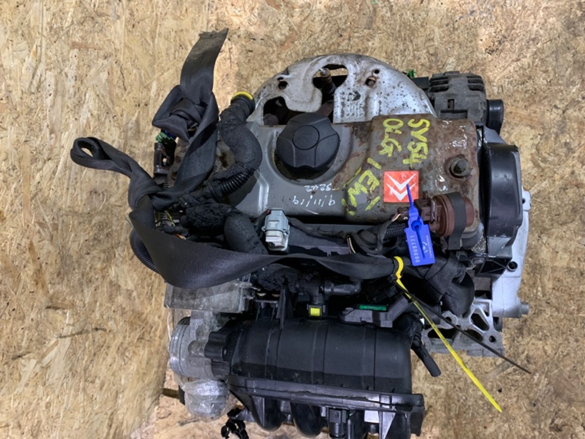 https://ycs.partsauto.market/partsauto-images/thmbs/2c560fc6fafcdc649c2288868b4896c3/dd27f8aec6e89eb3c8c8ca22fdb5384d/66fe1006be1a2c3df6b319691e7381c2.jpg