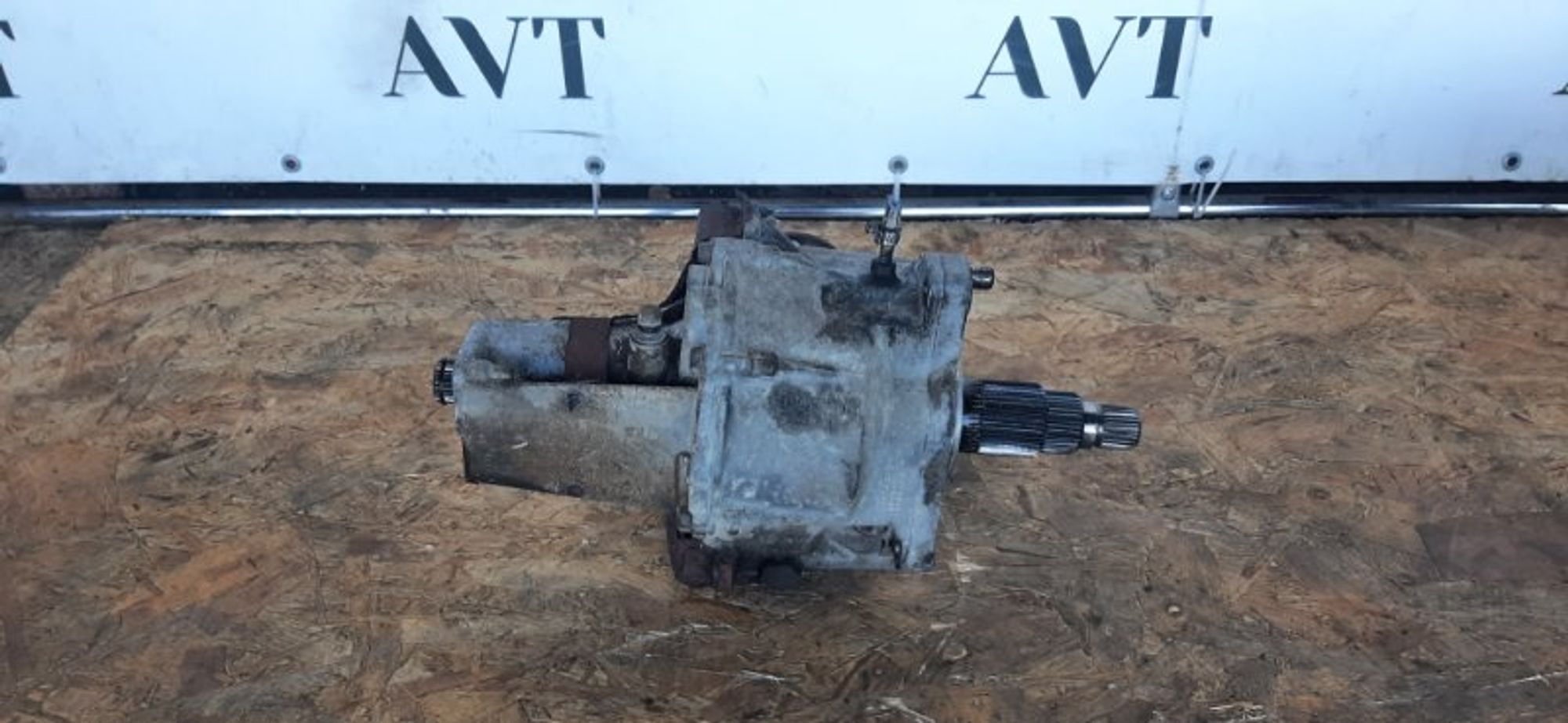 https://ycs.partsauto.market/partsauto-images/thmbs/2c560fc6fafcdc649c2288868b4896c3/f354a872a4ef6911b176368cd4bbad10/aaba5655a3546b157d5e28047319189f.jpg
