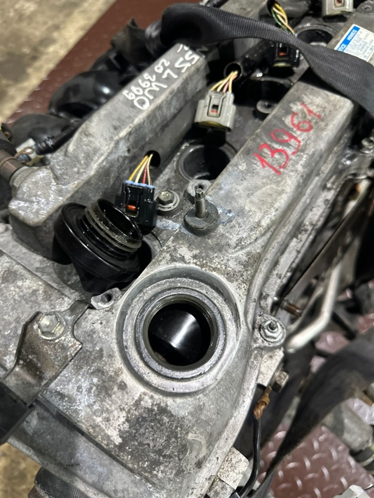https://ycs.partsauto.market/partsauto-images/thmbs/2c560fc6fafcdc649c2288868b4896c3/fa79c184ddfc3164635ae710e37f04ec/789f46f1c46660f89bc8437972dc646e.jpg