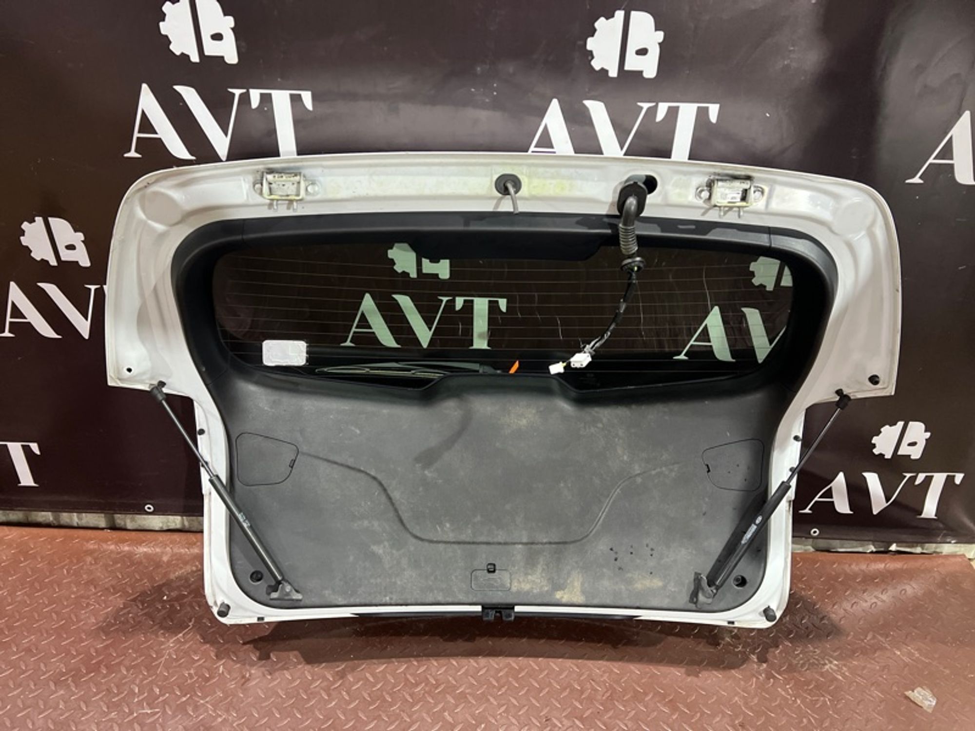 https://ycs.partsauto.market/partsauto-images/thmbs/2c560fc6fafcdc649c2288868b4896c3/ff5223bdb67f1d2ffe75ab4e5aa745a0/c921aae565ec6e7990448a2a40b8ba26.jpg