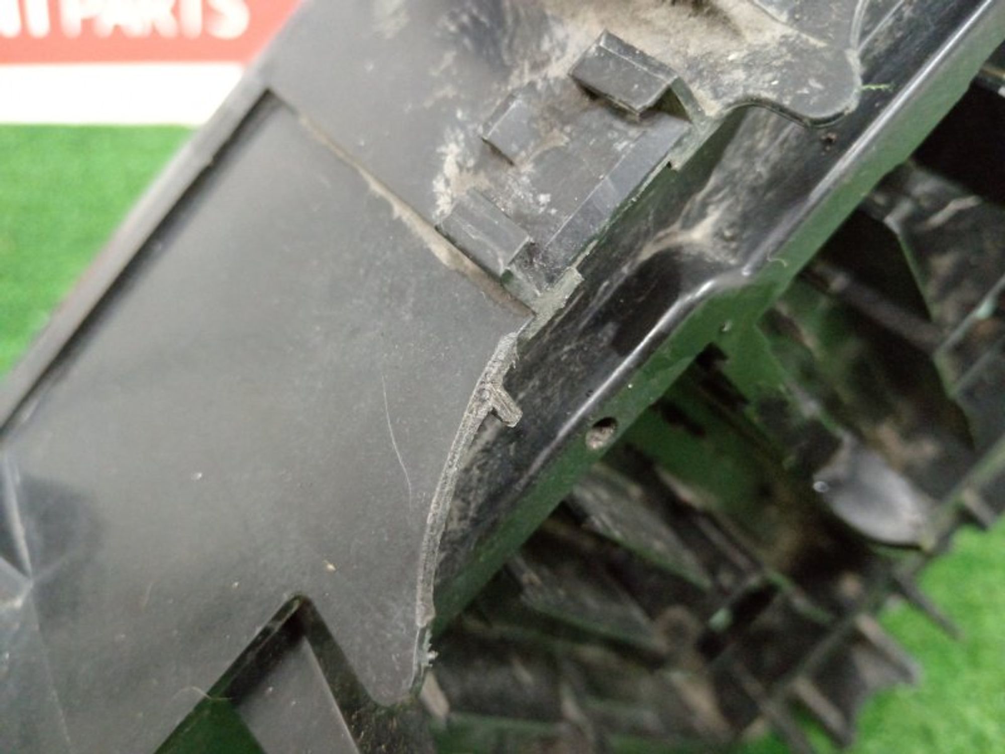 https://ycs.partsauto.market/partsauto-images/thmbs/2e78b09f363d1c50d848defce510993a/366996cdf15b88789f3981616d9c55e4/249daea46f2a07a5d5c88883ce1426dc.jpg