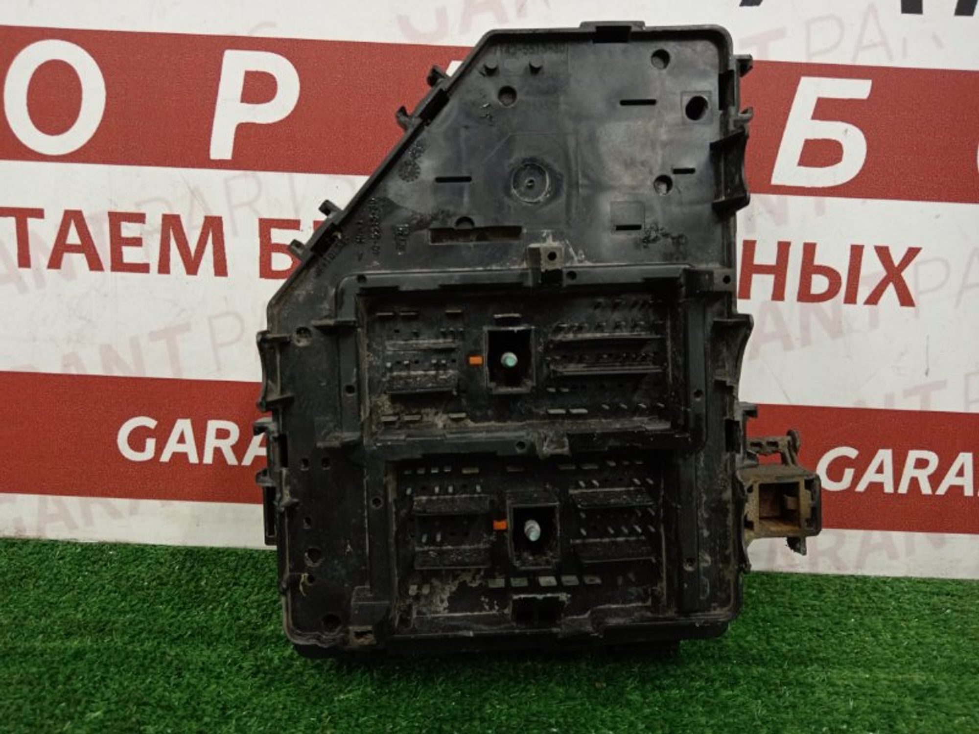 https://ycs.partsauto.market/partsauto-images/thmbs/2e78b09f363d1c50d848defce510993a/366996cdf15b88789f3981616d9c55e4/ac6b513ecf35410f3c6bc36475a5eac1.jpg