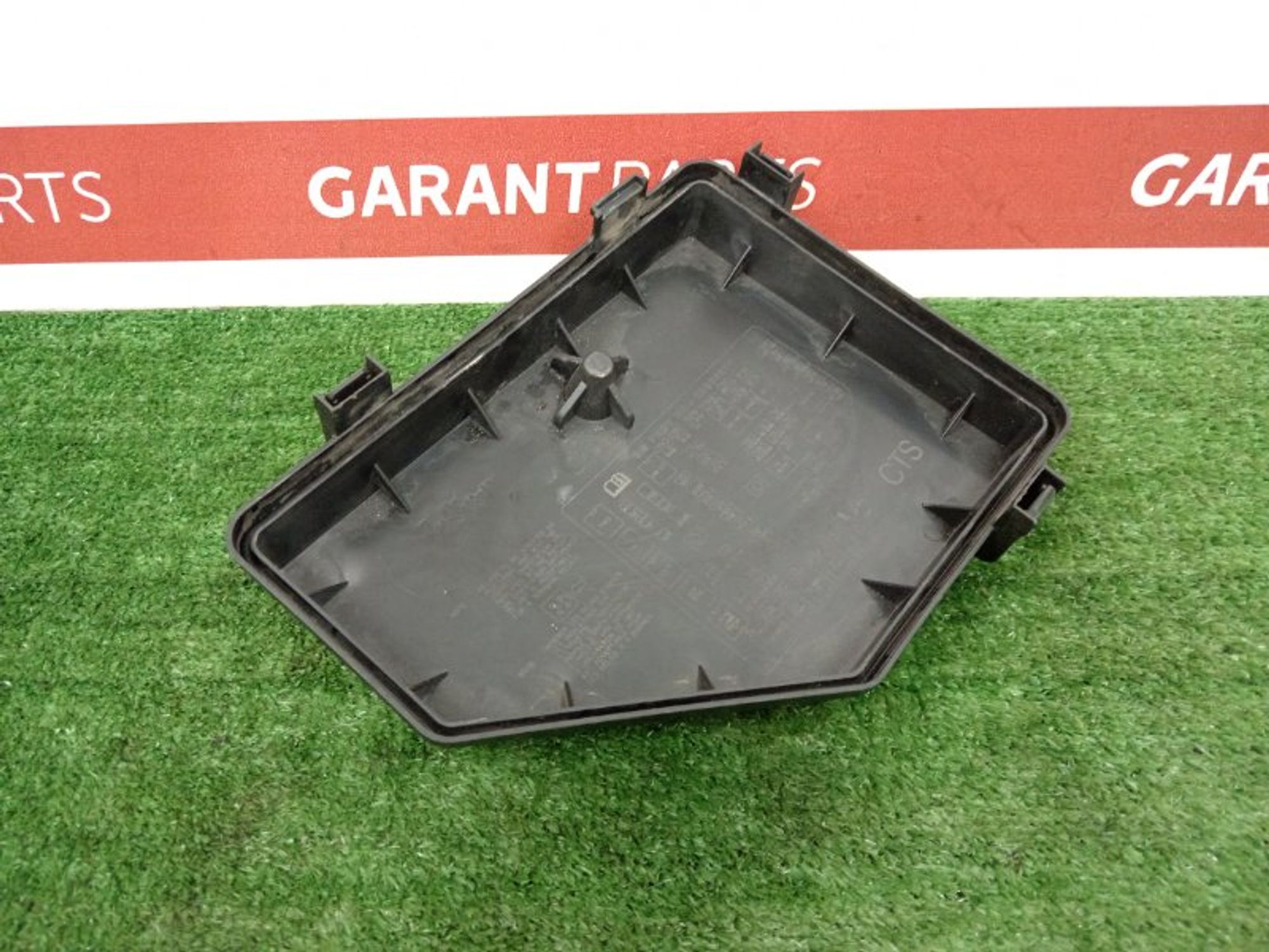 https://ycs.partsauto.market/partsauto-images/thmbs/2e78b09f363d1c50d848defce510993a/4341bd7ae467bee0f65060cf5f3204dd/b8e6d51c470d459b7f1647e07d64cc46.jpg