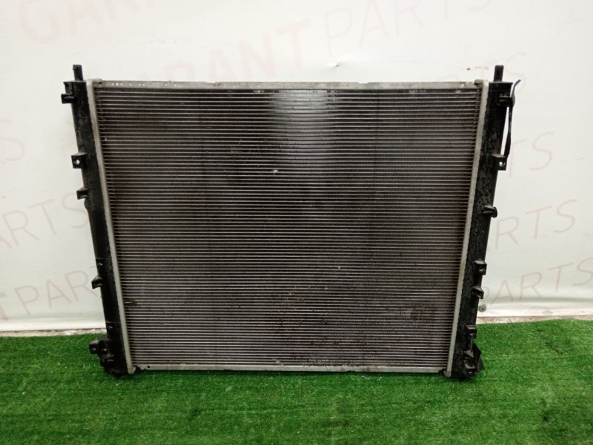https://ycs.partsauto.market/partsauto-images/thmbs/2e78b09f363d1c50d848defce510993a/7d65bff1a734a85e7ab6fc8bca1bec68/68902f5eee0cab64ec9252dfbe80fee4.jpg