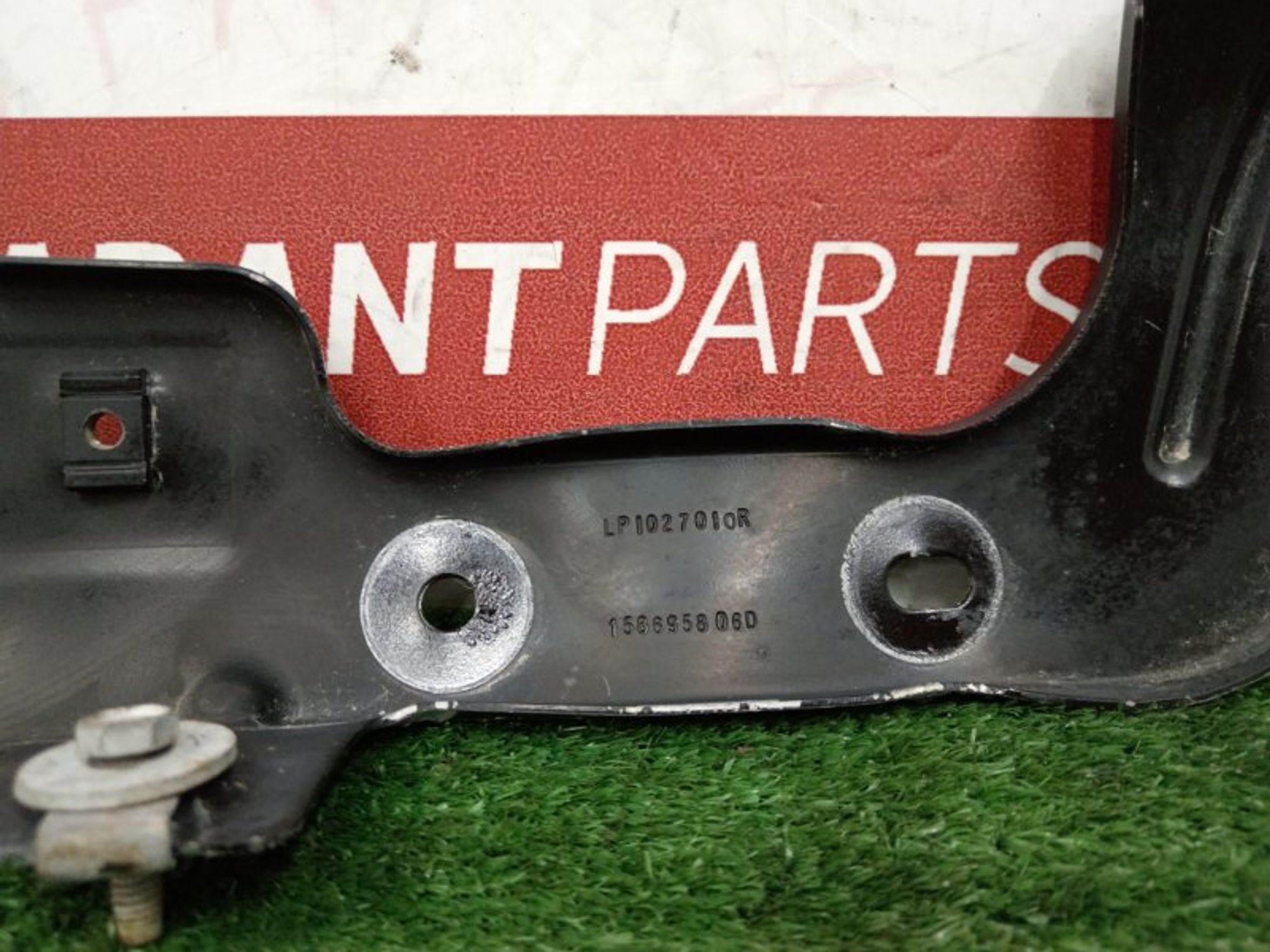 https://ycs.partsauto.market/partsauto-images/thmbs/2e78b09f363d1c50d848defce510993a/eb0fe9d3ff24dba5e2638897c3656e4d/583ac5a617c45b7ece1970d15206d194.jpg