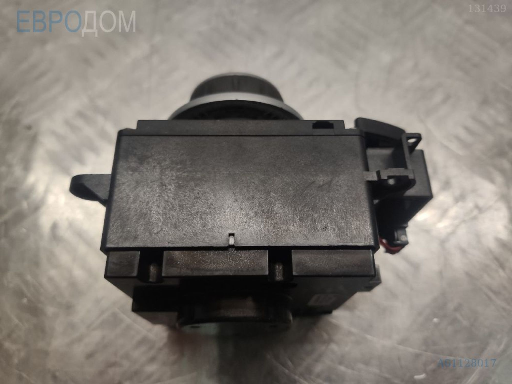 https://ycs.partsauto.market/partsauto-images/thmbs/3237d7da8dc2136f56140620af6d0874/07148794b8c366f5f9f44d147ac9785e/eea88d325d2e7c2ed7ff902fa951c4b6.jpg