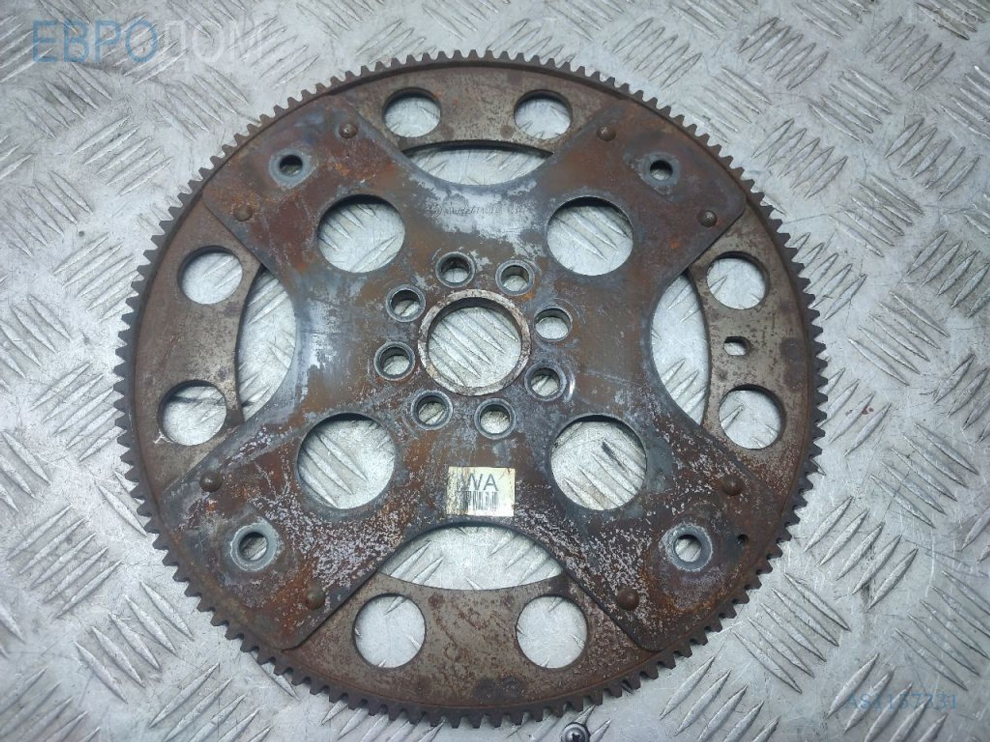 https://ycs.partsauto.market/partsauto-images/thmbs/3237d7da8dc2136f56140620af6d0874/07cfe61f9e04b4124bf43da77ba1900f/6828a43bc947ab36d1de3510664575e3.jpg