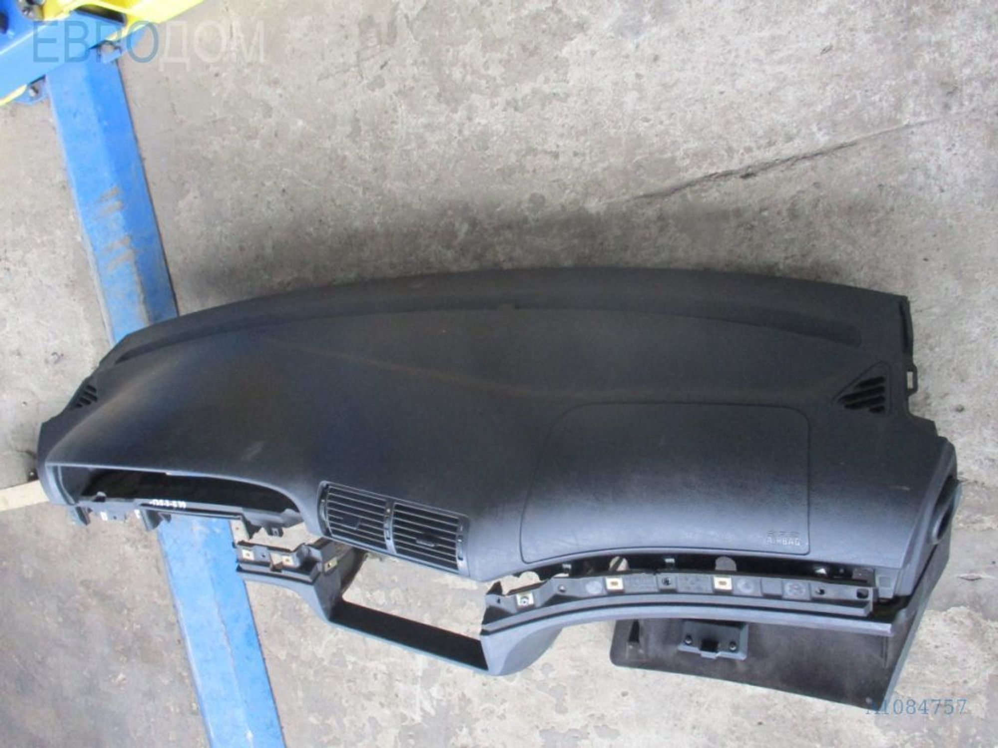 https://ycs.partsauto.market/partsauto-images/thmbs/3237d7da8dc2136f56140620af6d0874/0a3cb4f33e84dfe124bea08de039b5e4/5b0f575b12fe89b596cd5a45f46d54c3.jpg