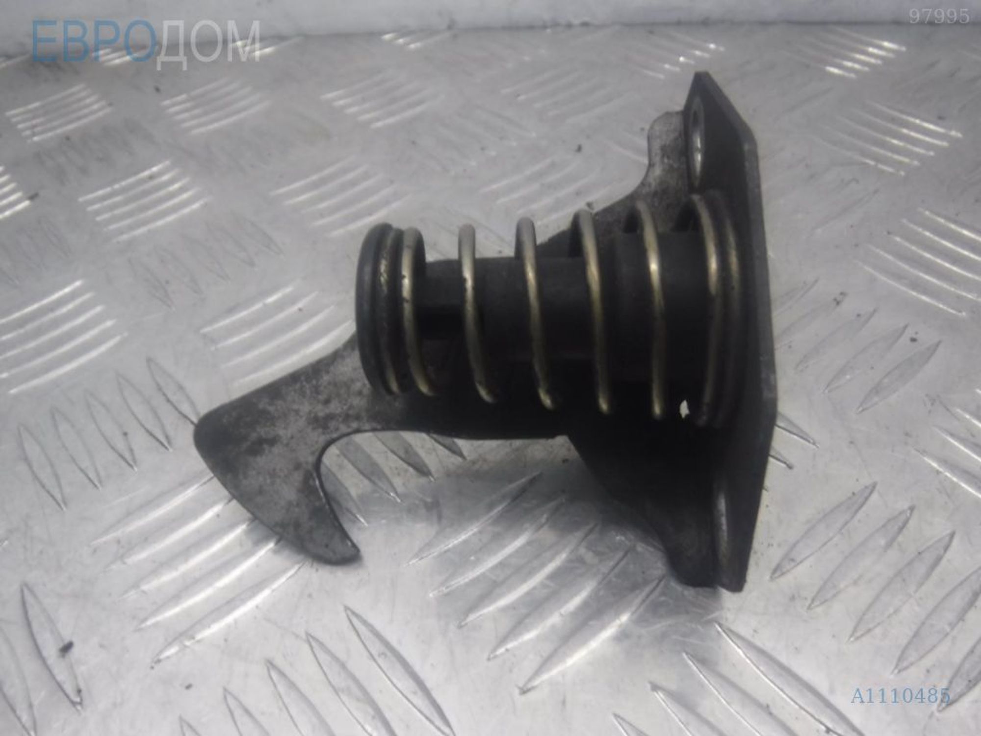 https://ycs.partsauto.market/partsauto-images/thmbs/3237d7da8dc2136f56140620af6d0874/0ac73ad86fa49910639b8b4354652a95/778b491ae473fb5c49db4eb7ac4c0fd6.jpg
