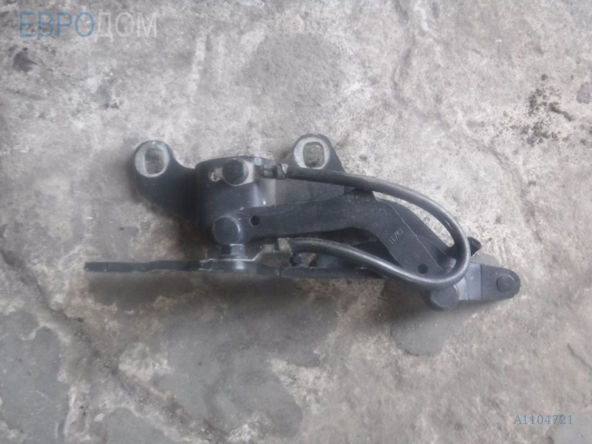 https://ycs.partsauto.market/partsauto-images/thmbs/3237d7da8dc2136f56140620af6d0874/387ccd238d91658160183bff70a14985/4625988b275804a2ebdadc07a9203774.jpg