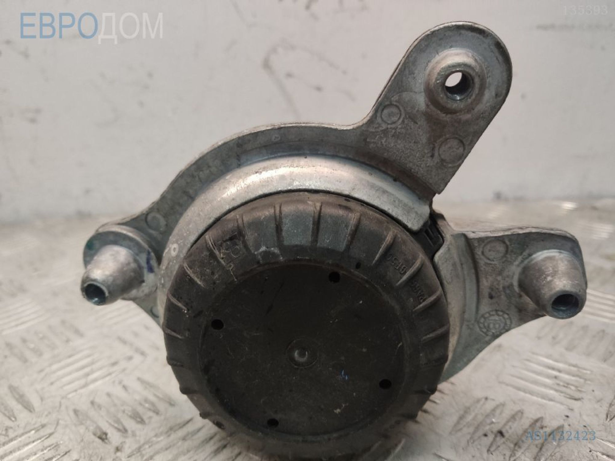 https://ycs.partsauto.market/partsauto-images/thmbs/3237d7da8dc2136f56140620af6d0874/45901db53c2772574b7b99912cac707e/eab602c4a54759b34432672fcec09c40.jpg
