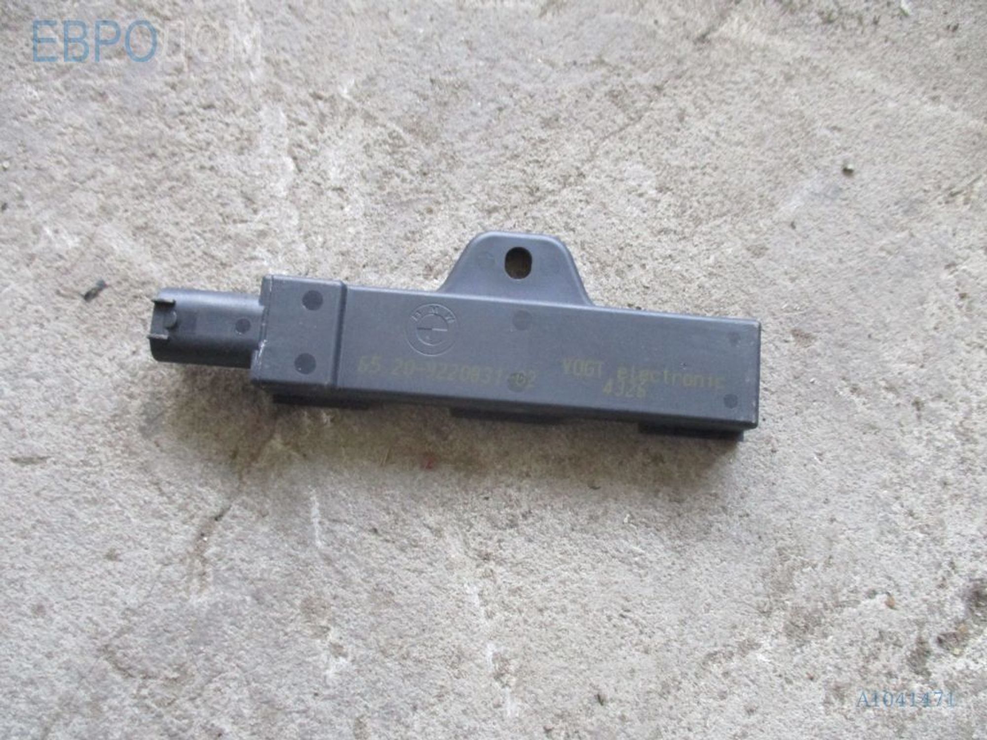 https://ycs.partsauto.market/partsauto-images/thmbs/3237d7da8dc2136f56140620af6d0874/5c4bb221485c233ce4fcadcb8f9d3a30/838415eaf3d5c3f1ea49534fe1b1b0d6.jpg