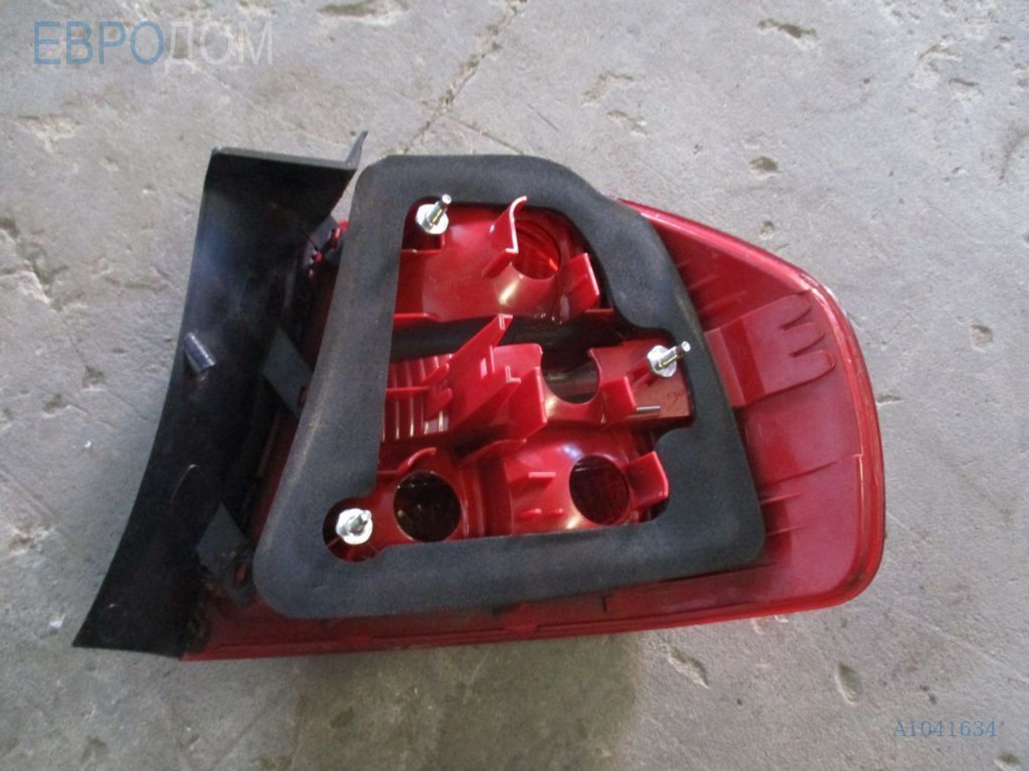 https://ycs.partsauto.market/partsauto-images/thmbs/3237d7da8dc2136f56140620af6d0874/5fb71a1bba26a9803a616207ca52c700/2b0870babdb53707e37e5267e71621e5.jpg