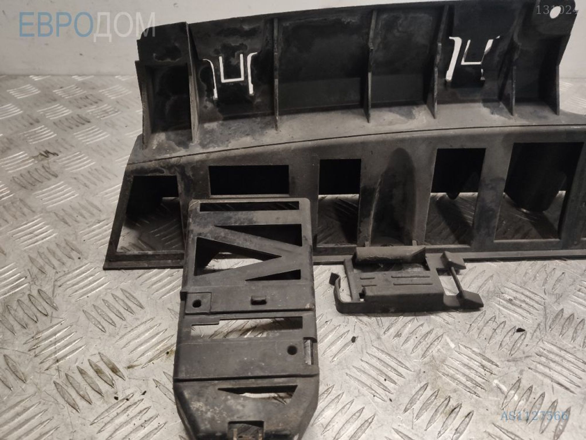 https://ycs.partsauto.market/partsauto-images/thmbs/3237d7da8dc2136f56140620af6d0874/6211e5a1f2ca04b606ddd5f225bf8624/6171ce750c657efa4fede424c4a97f67.jpg