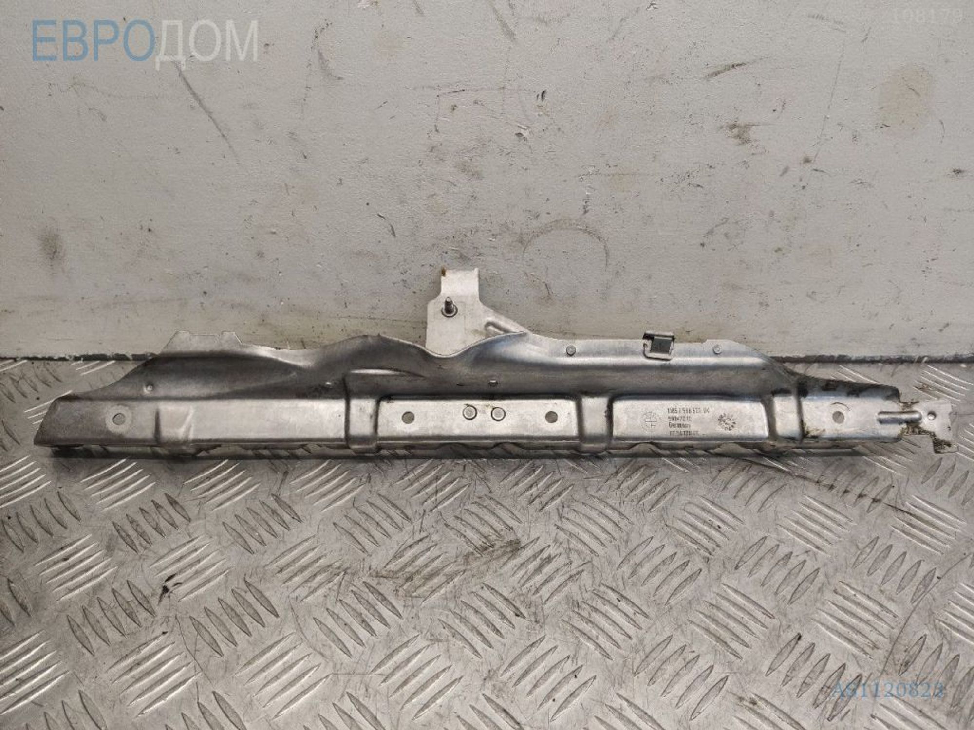 https://ycs.partsauto.market/partsauto-images/thmbs/3237d7da8dc2136f56140620af6d0874/6461c226e68b0c241e197543fd96cd74/db99488e17f601002228fe0f20c1764a.jpg
