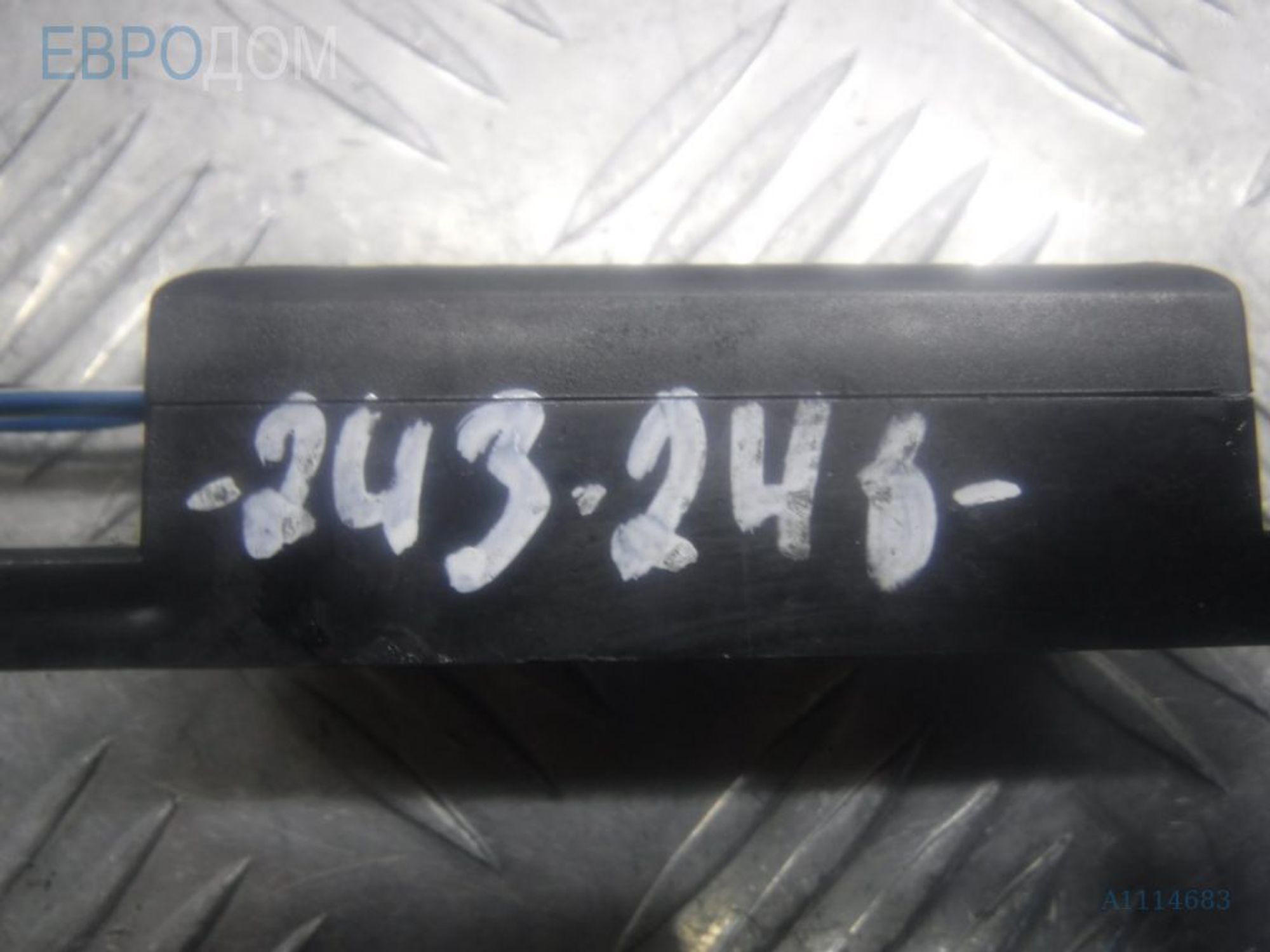 https://ycs.partsauto.market/partsauto-images/thmbs/3237d7da8dc2136f56140620af6d0874/7054532493a051f7ca57aa1e72403e23/a2b6ecdfd1f6825f34a85c75cfc022ac.jpg
