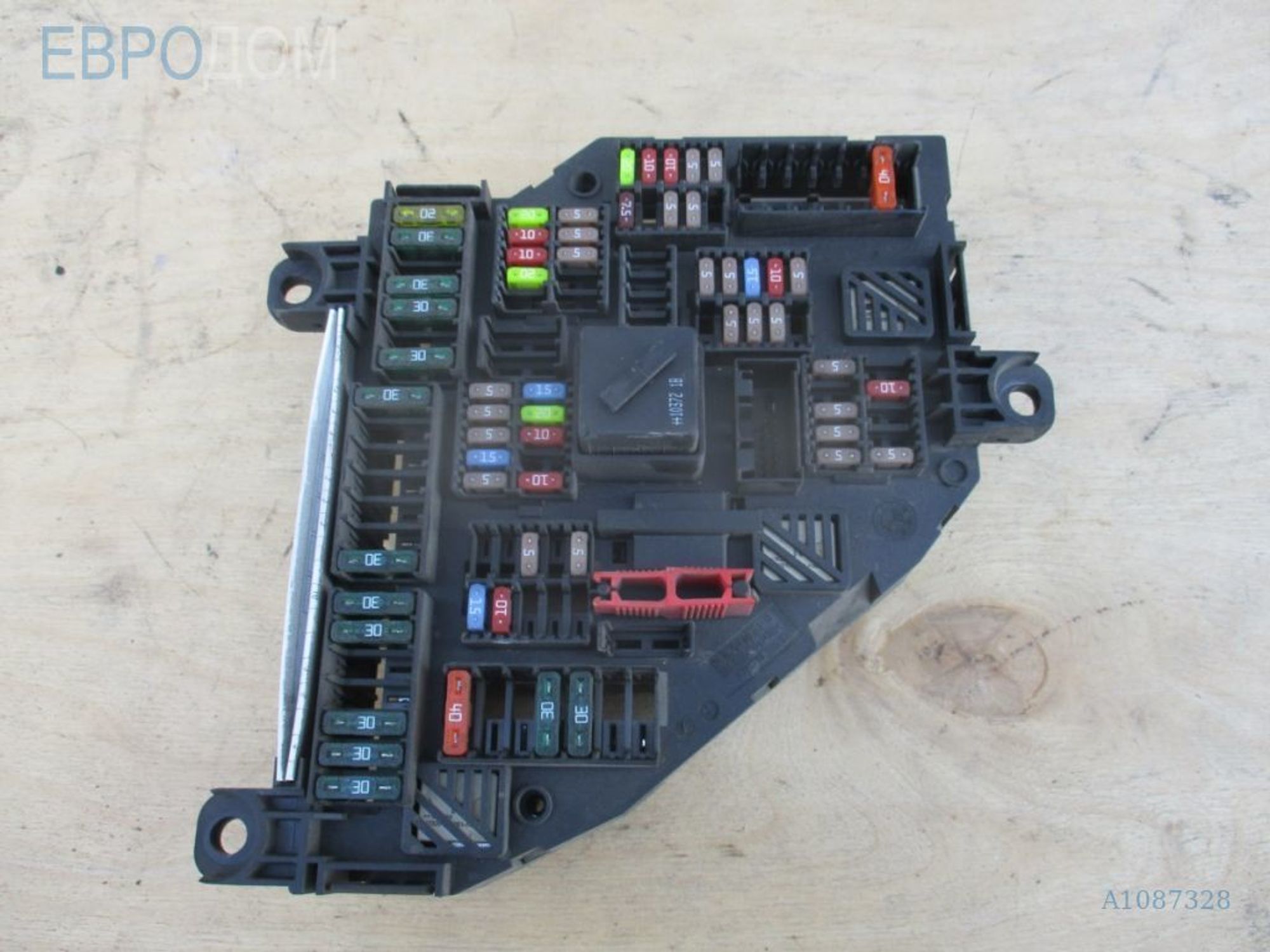 https://ycs.partsauto.market/partsauto-images/thmbs/3237d7da8dc2136f56140620af6d0874/87dad60968b0e4f3998864bd8d4c79e8/5437e40cd3cad3f89a8f4c7f6b85a0e8.jpg