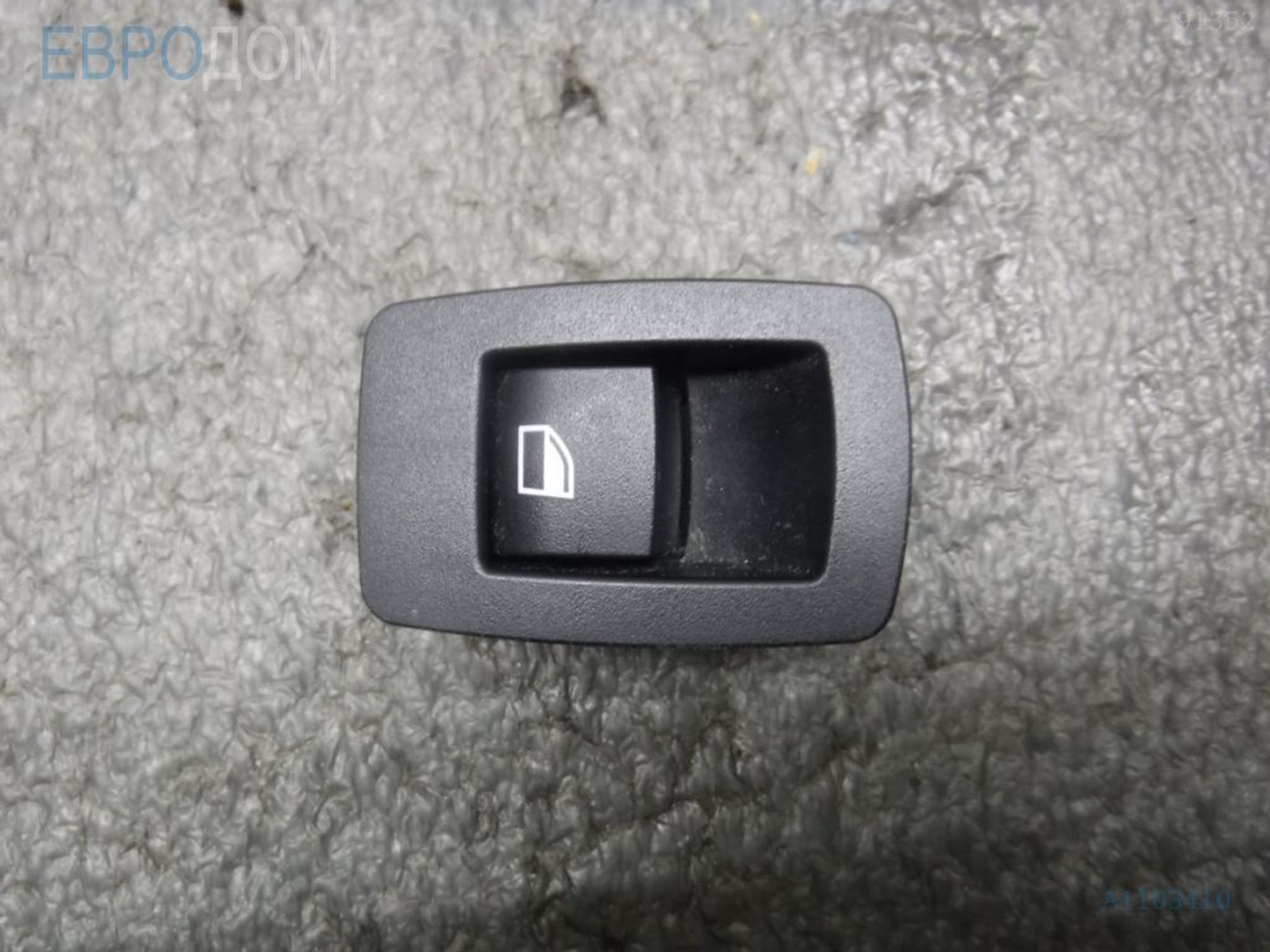 https://ycs.partsauto.market/partsauto-images/thmbs/3237d7da8dc2136f56140620af6d0874/92ebb290d918816ae8d5d35fc44fccb1/f68046ae66dbfdf8c53d2eac13585a59.jpg