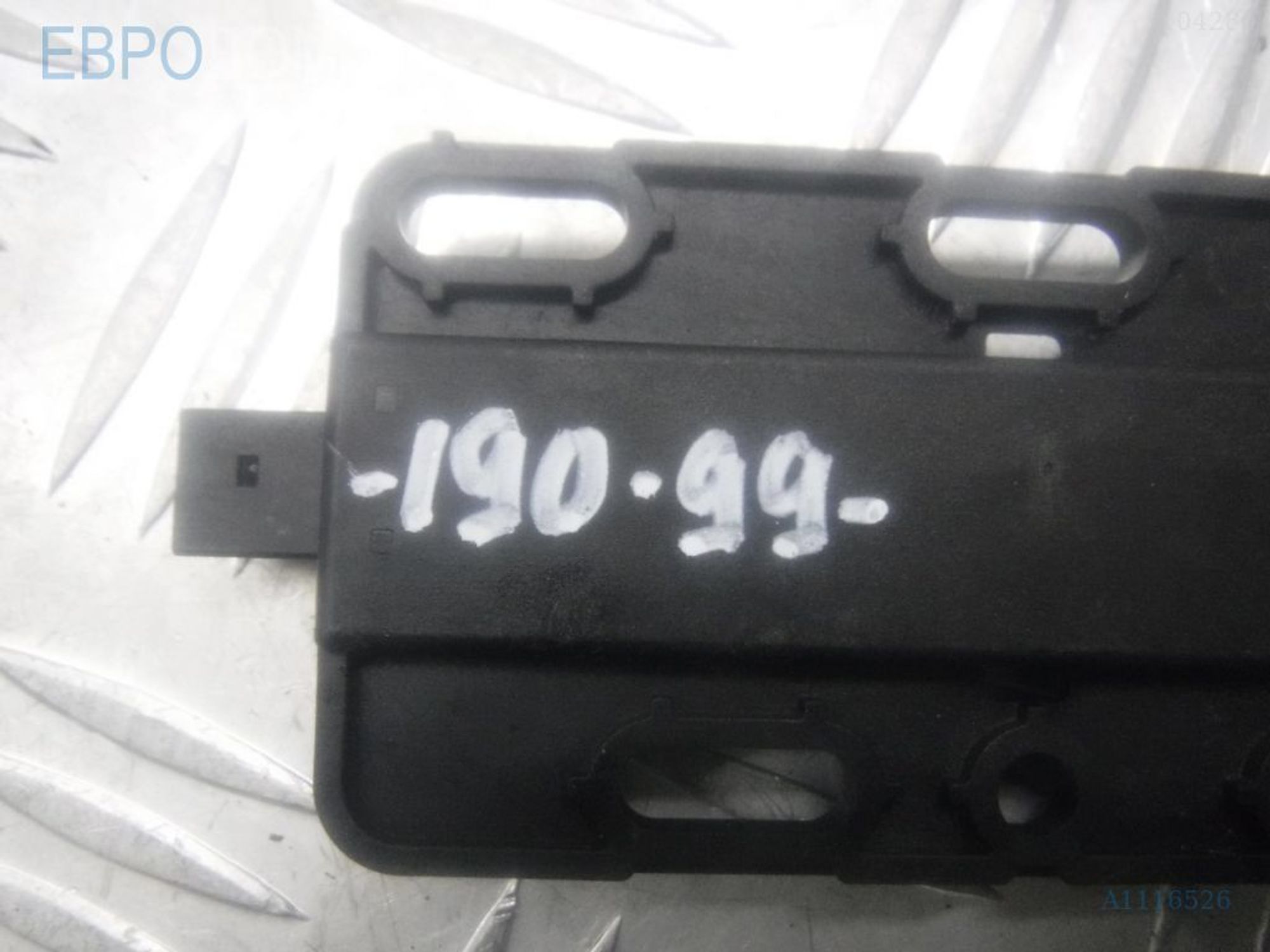 https://ycs.partsauto.market/partsauto-images/thmbs/3237d7da8dc2136f56140620af6d0874/96da6270e9b1d9383404cd68741031cf/0fff89ef4d5253b96f1f900ee55444a8.jpg