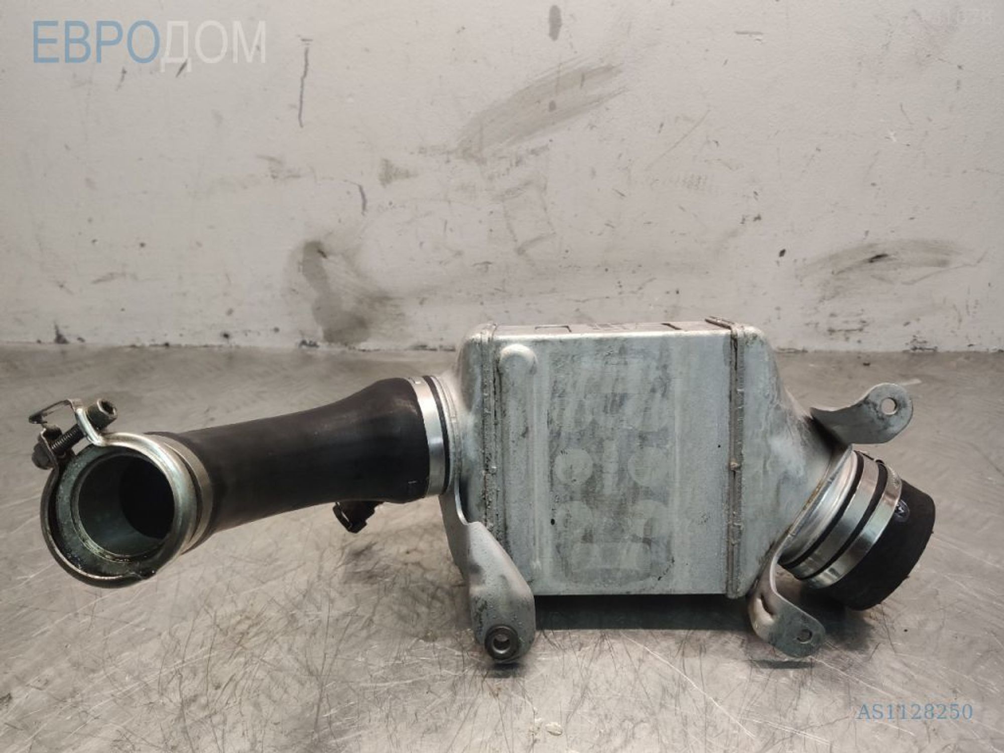 https://ycs.partsauto.market/partsauto-images/thmbs/3237d7da8dc2136f56140620af6d0874/a14f20ae5f2d0827d5456205e7aca5ad/83b03cb7de086f3cfa453ab7672c81f2.jpg