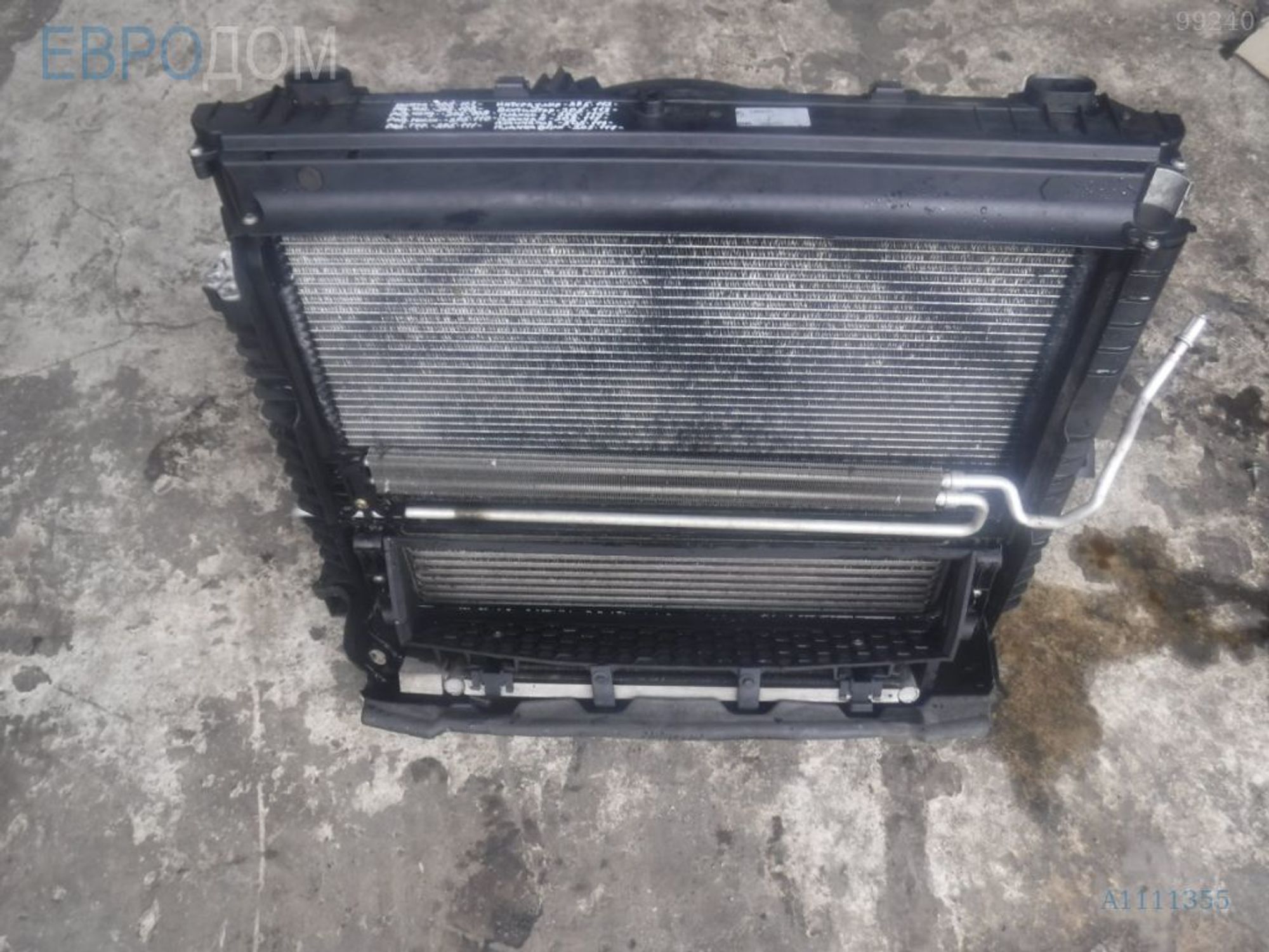 https://ycs.partsauto.market/partsauto-images/thmbs/3237d7da8dc2136f56140620af6d0874/a1a82a08b4e3e8a51657df87c36ea6b6/652ef02f97622d3666a4b29369e55931.jpg