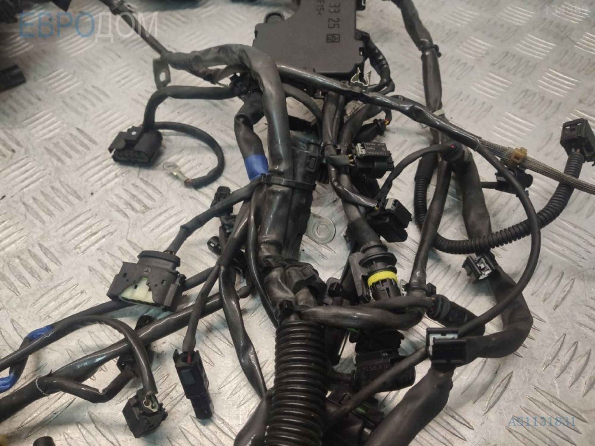 https://ycs.partsauto.market/partsauto-images/thmbs/3237d7da8dc2136f56140620af6d0874/aa713df089728e13e7d378e15ce02166/b21ccce409ceef0c6994f99b353ef406.jpg