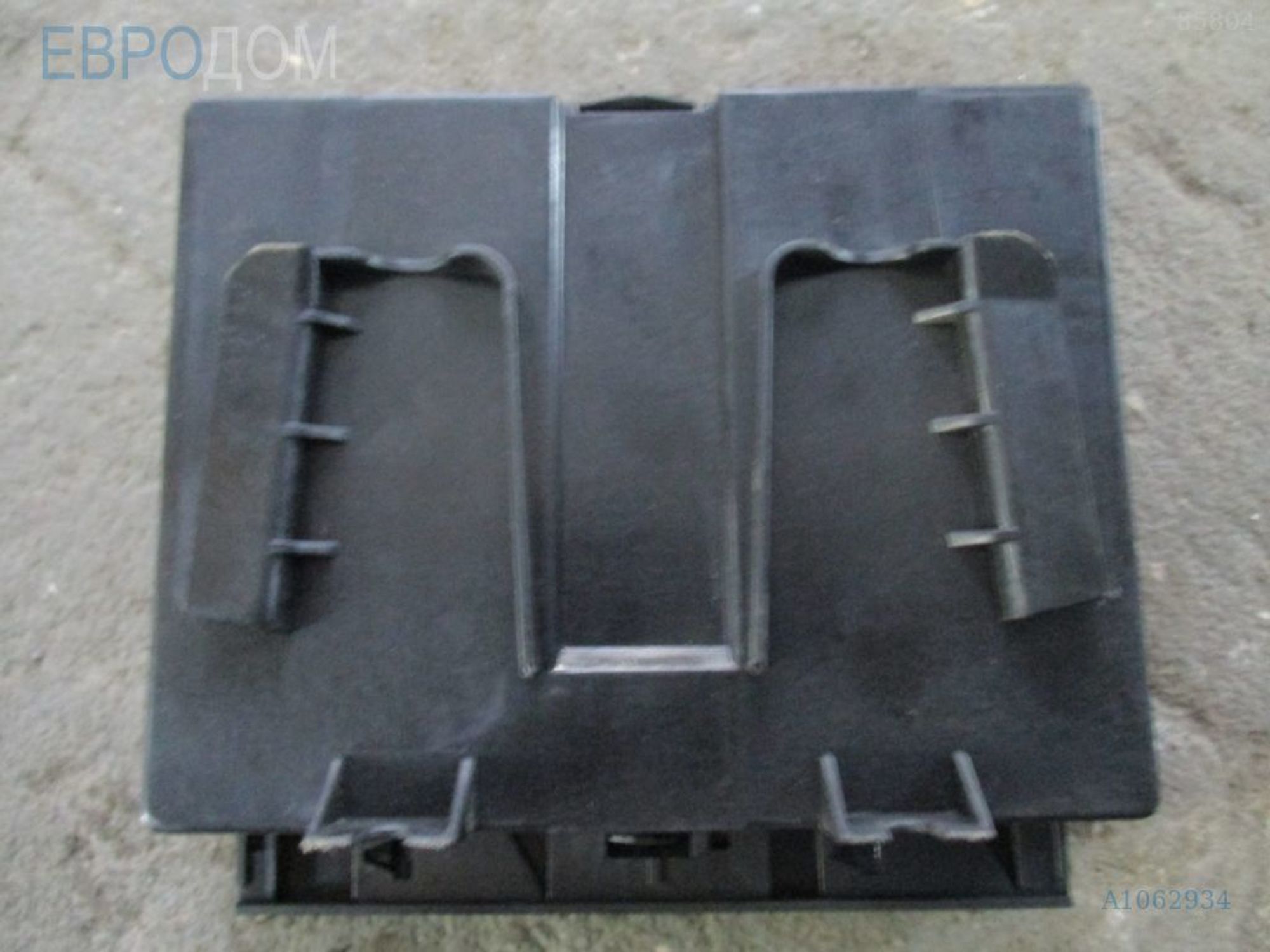 https://ycs.partsauto.market/partsauto-images/thmbs/3237d7da8dc2136f56140620af6d0874/b31e2ee76acc84c994db2829631bcebe/e39a1ceedadd139d85d34fb5095adeb4.jpg