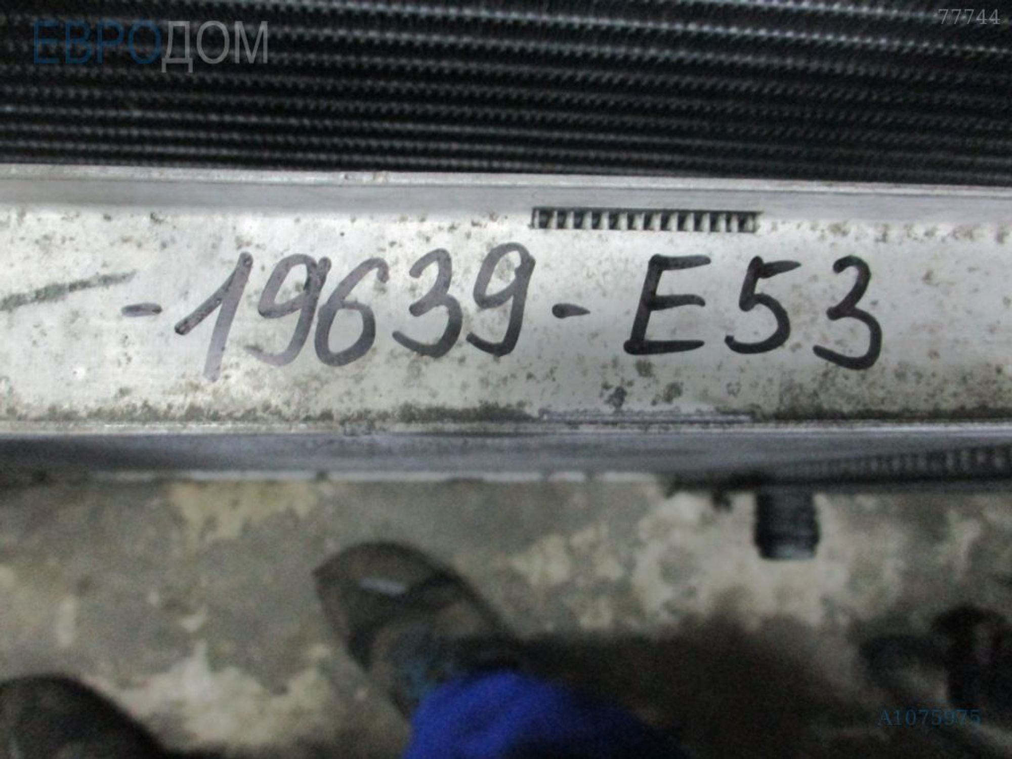 https://ycs.partsauto.market/partsauto-images/thmbs/3237d7da8dc2136f56140620af6d0874/cbcf0ff0d2aca6aed66d22200f32323d/fb374de4196839fe4ddd9bab95aa6322.jpg