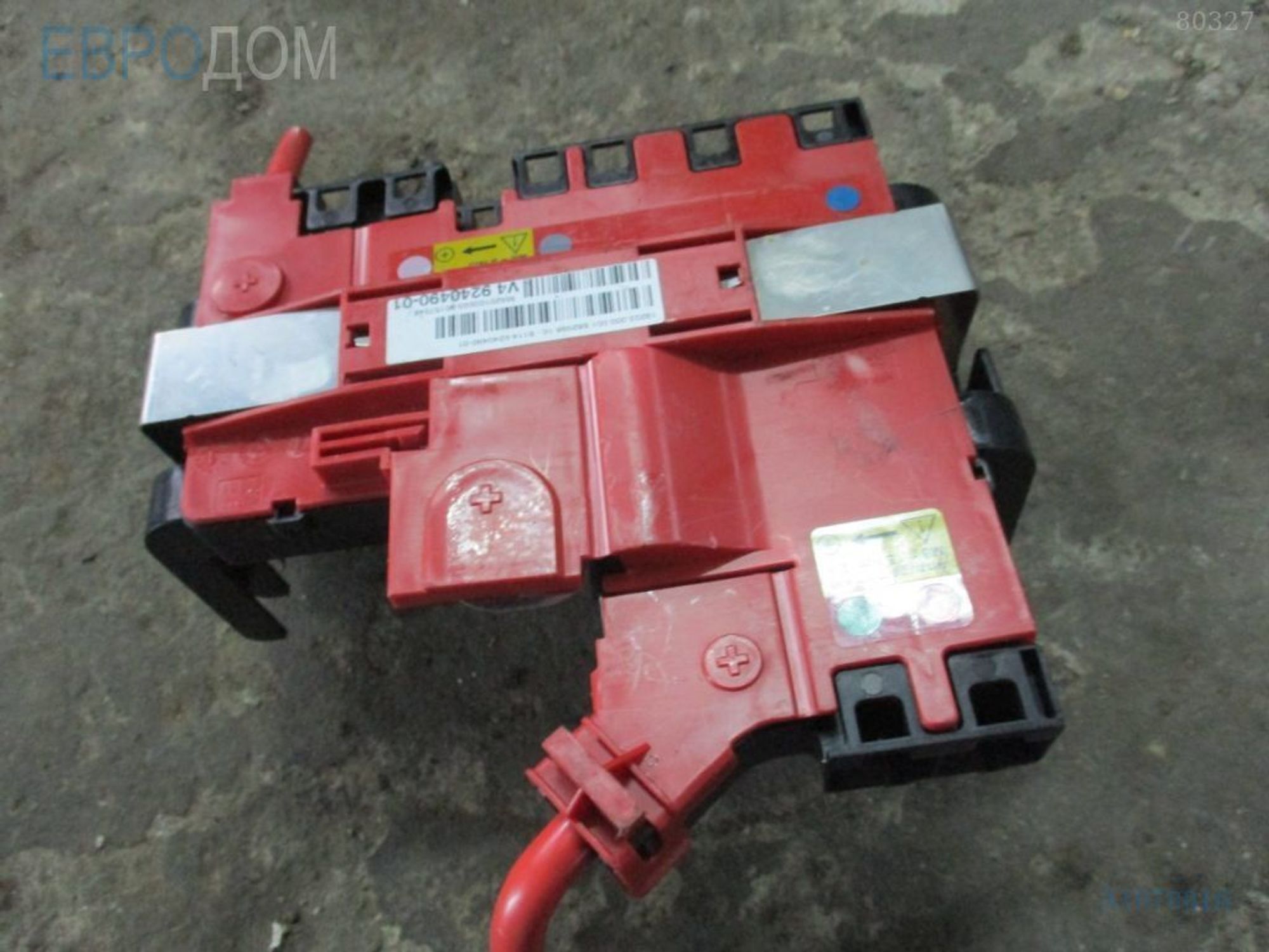 https://ycs.partsauto.market/partsauto-images/thmbs/3237d7da8dc2136f56140620af6d0874/d5717bec9802a53e8a69ccfae5ddb284/31c256dc02a87d6c73d62bb79efe024b.jpg