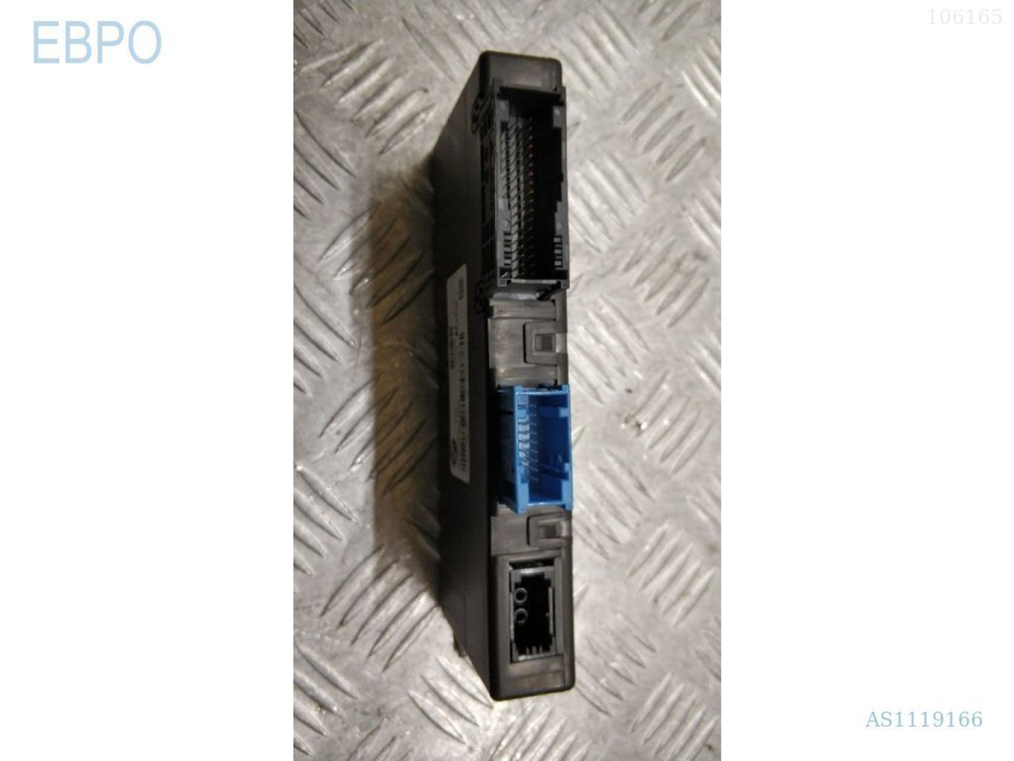 https://ycs.partsauto.market/partsauto-images/thmbs/3237d7da8dc2136f56140620af6d0874/d808fd15089b47b22e6d2314e1a2c3b8/938be55200925a1600cbf2bf7e7ff601.jpg