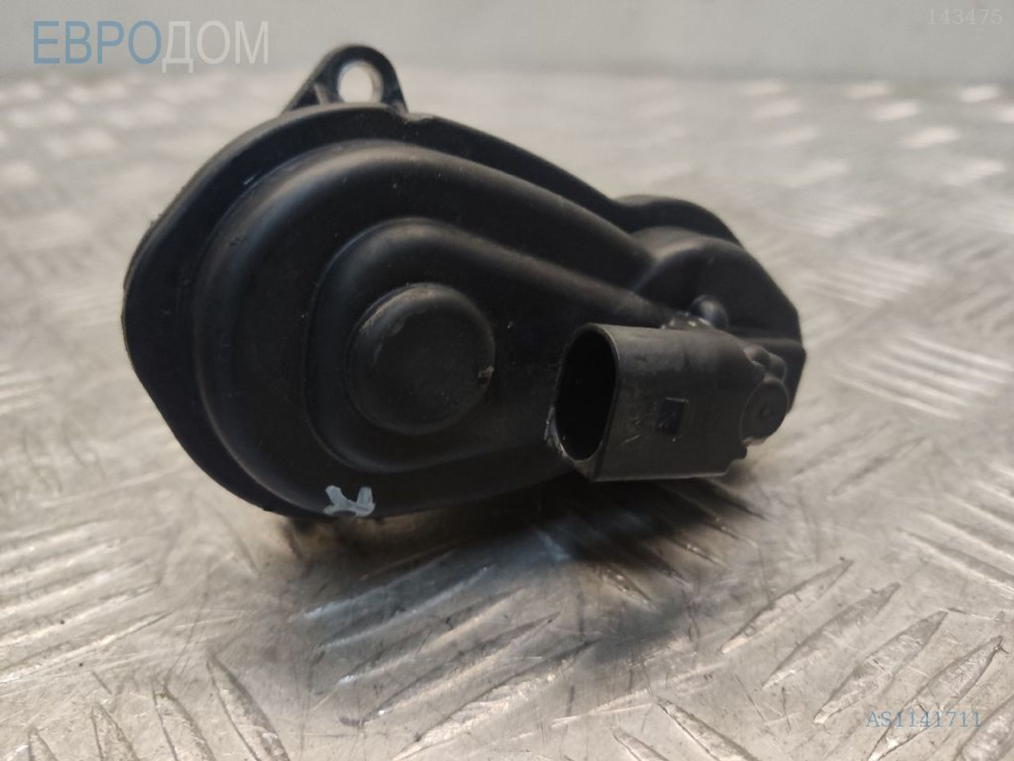 https://ycs.partsauto.market/partsauto-images/thmbs/3237d7da8dc2136f56140620af6d0874/d8aa9c4282c5ad4ee92c9bb496333fad/4d84b255a3c504a9621e502411387a0d.jpg