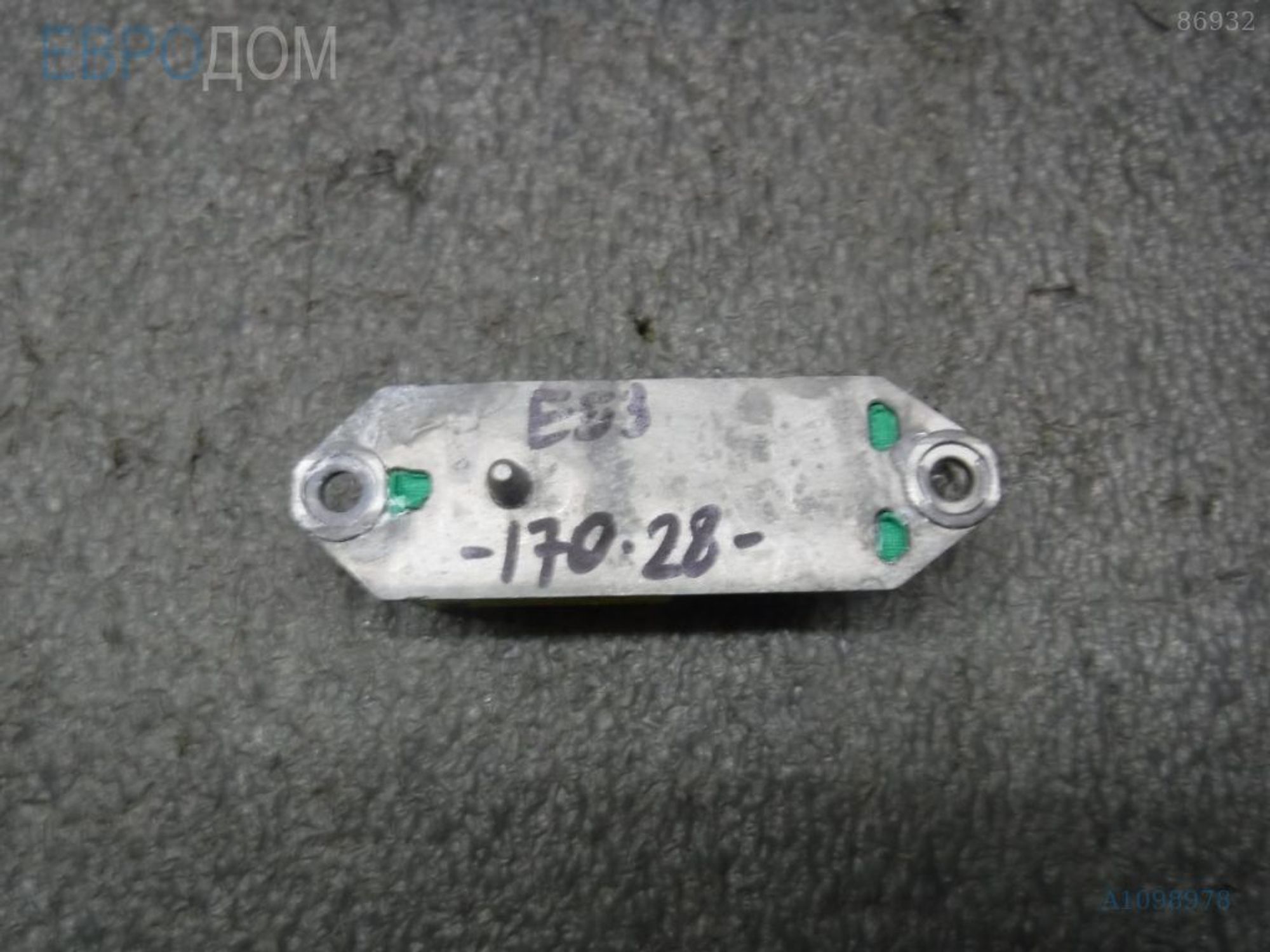 https://ycs.partsauto.market/partsauto-images/thmbs/3237d7da8dc2136f56140620af6d0874/dd626439dda1539da4e3d6f5e4814e72/06c0f091c8b81d28bb4e10f9eca45a01.jpg