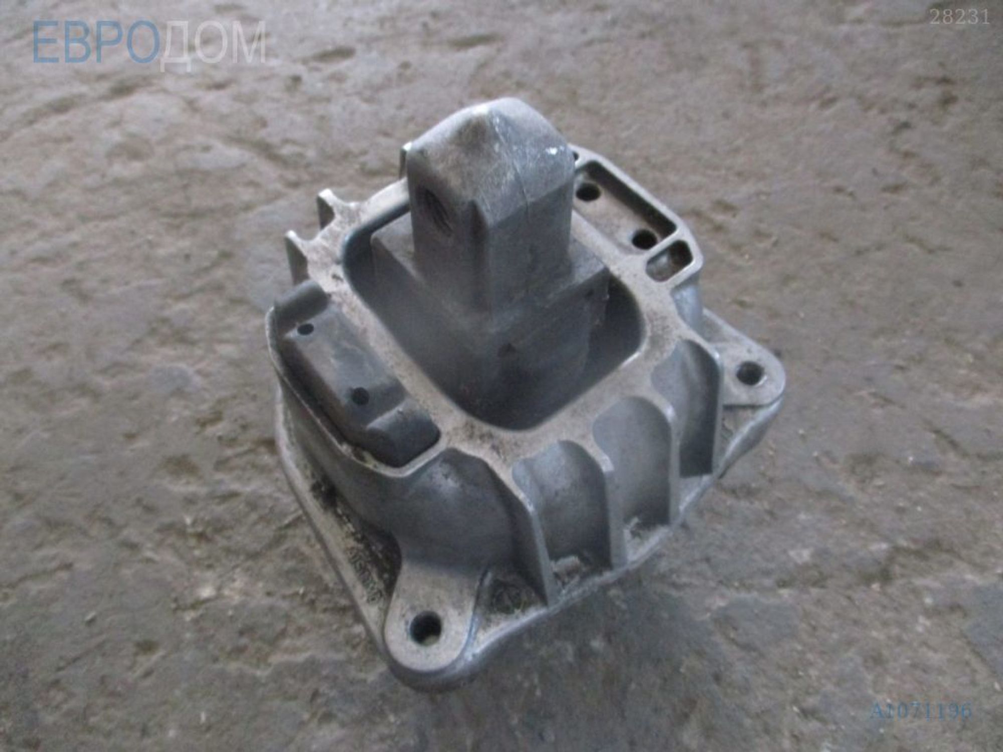https://ycs.partsauto.market/partsauto-images/thmbs/3237d7da8dc2136f56140620af6d0874/edfa523cdb2b9a1d90f1b89e1d9c4dfb/2f3884901b1a8b0cbe67f662b7918144.jpg