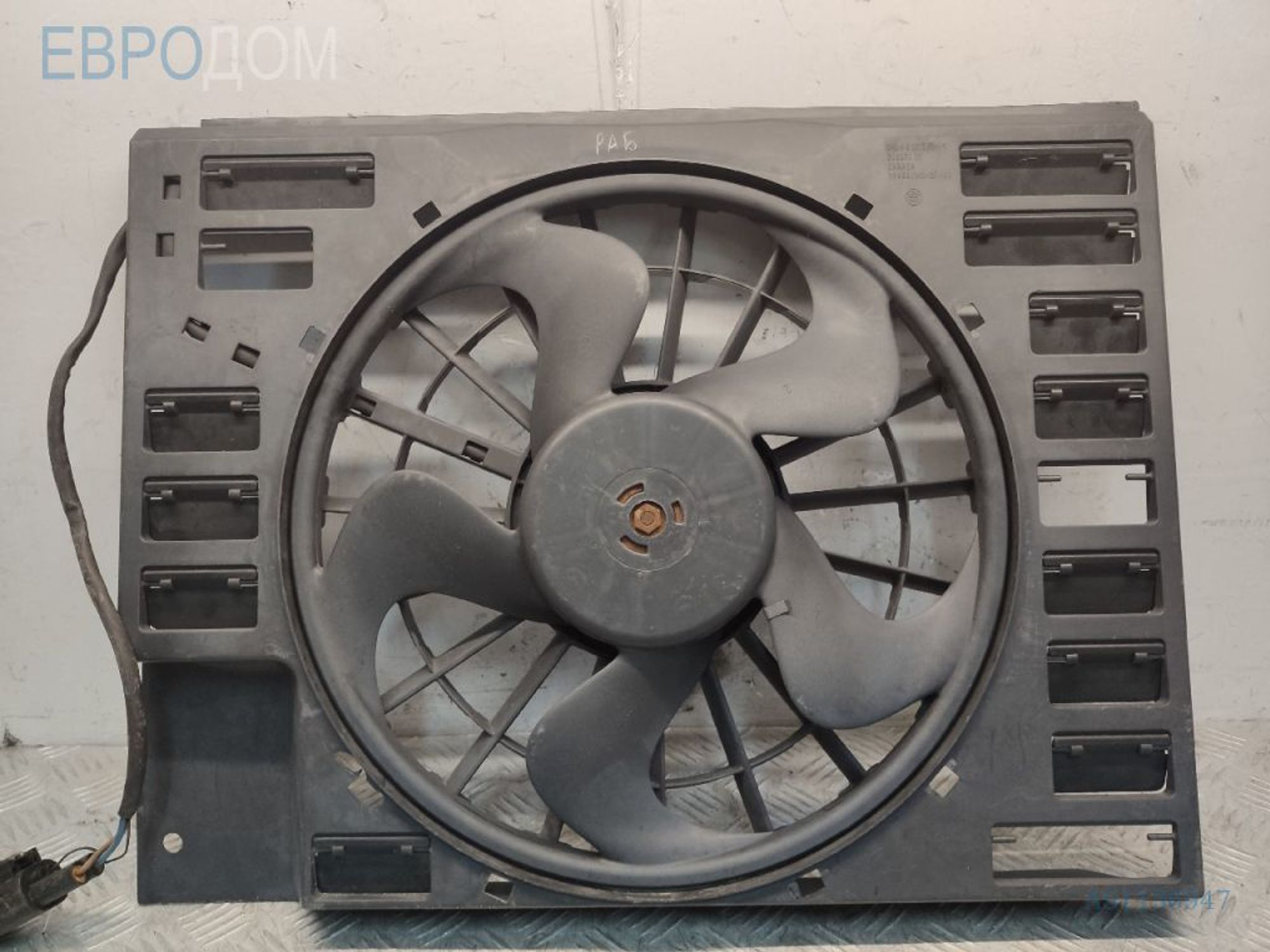 https://ycs.partsauto.market/partsauto-images/thmbs/3237d7da8dc2136f56140620af6d0874/f204ab2781397c9bc259879514a0402c/19aa68c8293dd658e3e81a4cac445433.jpg