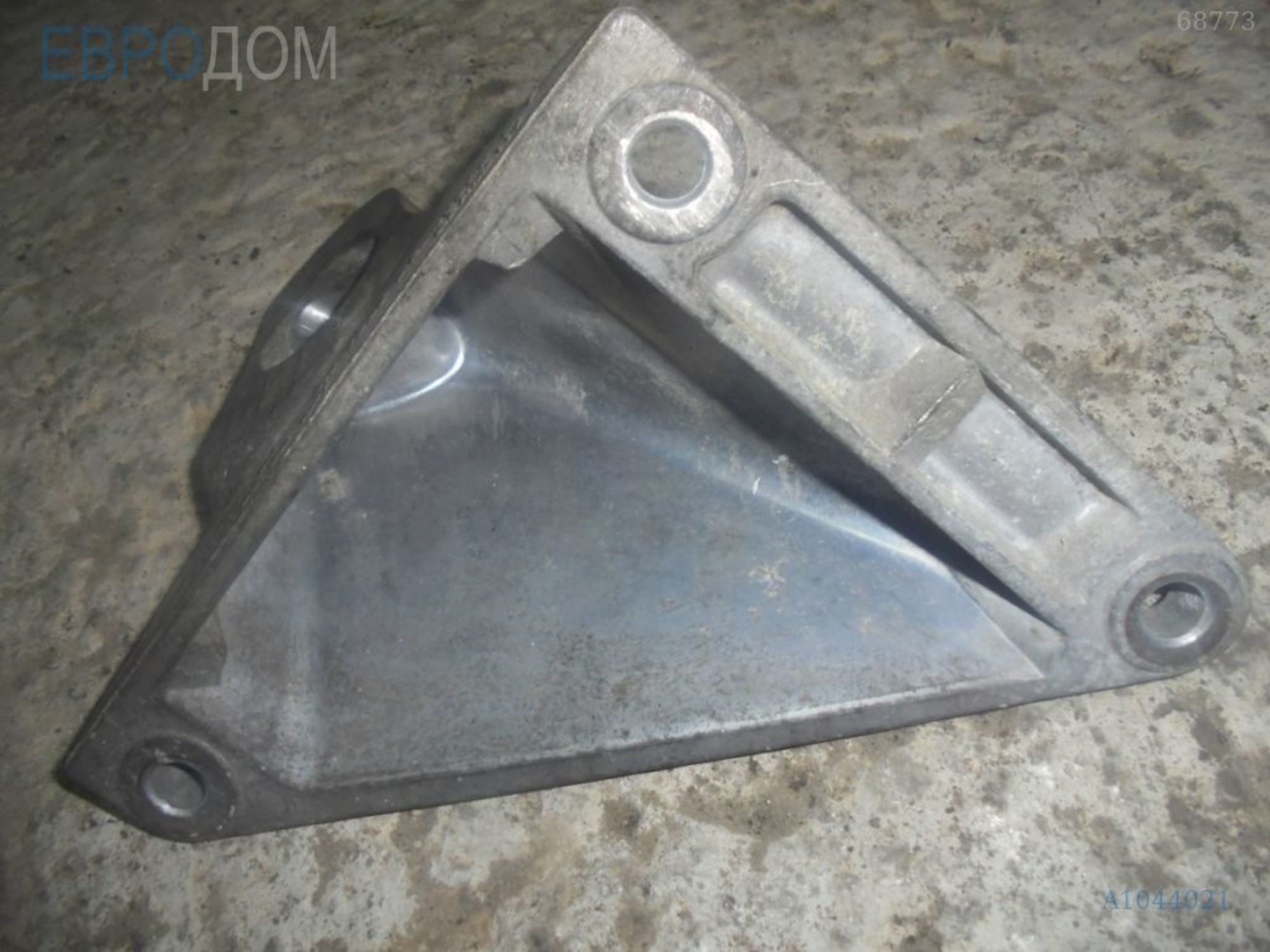 https://ycs.partsauto.market/partsauto-images/thmbs/3237d7da8dc2136f56140620af6d0874/f654d7023389a79dd02b909e71b000b2/c41e25015150ecc6b2f8c4826e04b7ea.jpg