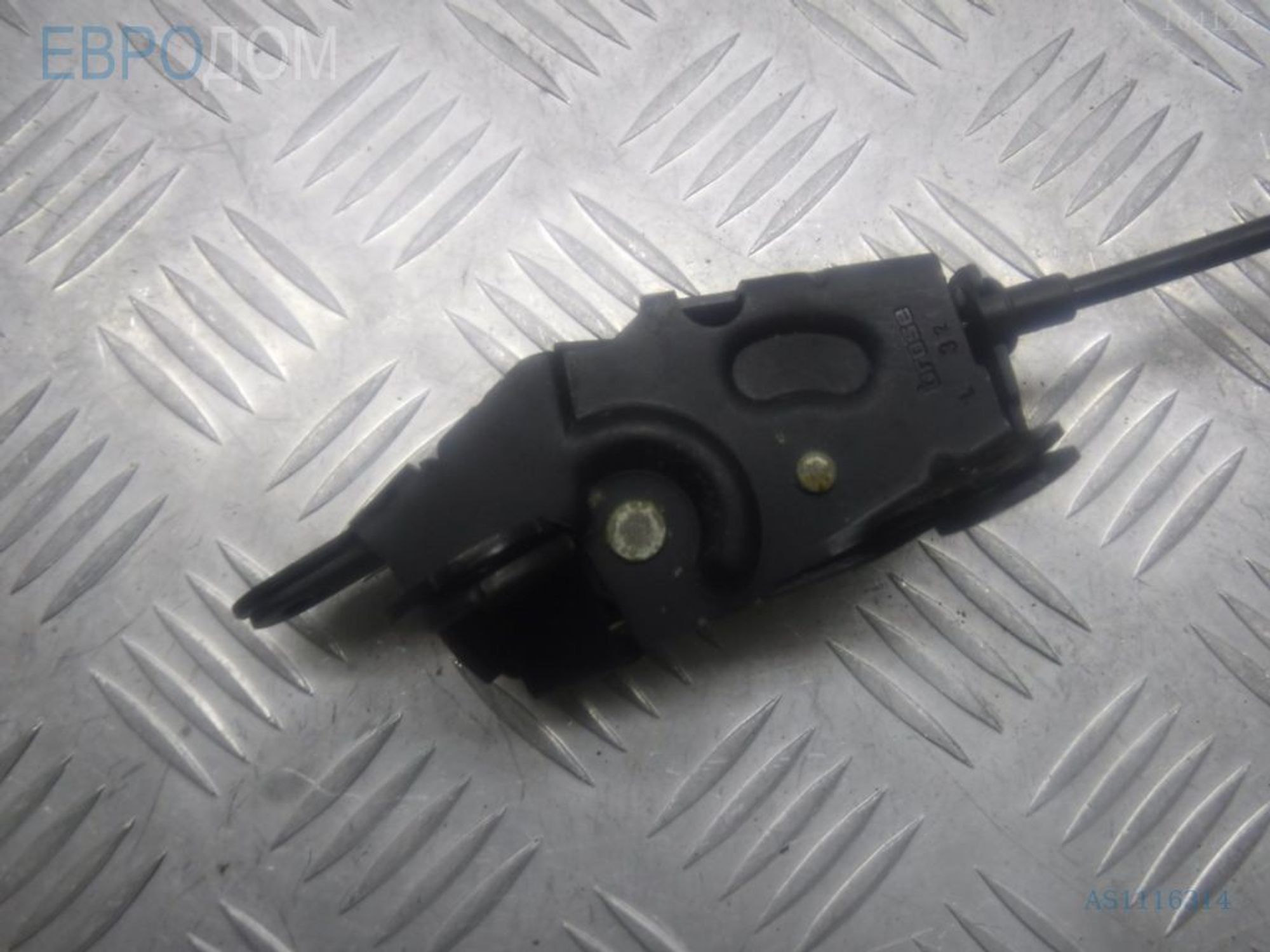 https://ycs.partsauto.market/partsauto-images/thmbs/3237d7da8dc2136f56140620af6d0874/f8b029412a29adfc1e24dc769061979c/7fe9b112a943996268060e3be073fa84.jpg