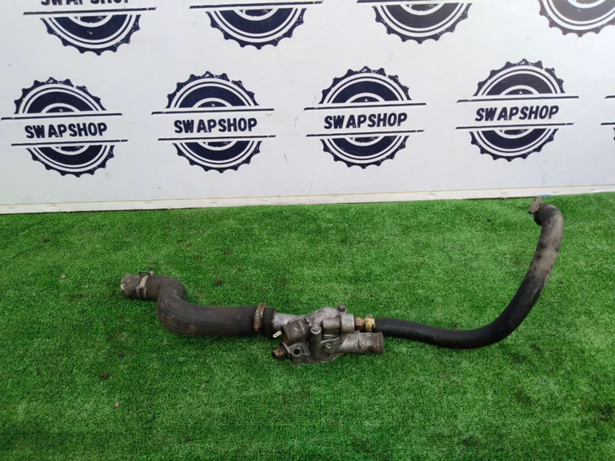 Корпус термостата Toyota sprinter 1990 1632111010 EE98 3E, 1000 рублей, Сосновоборск