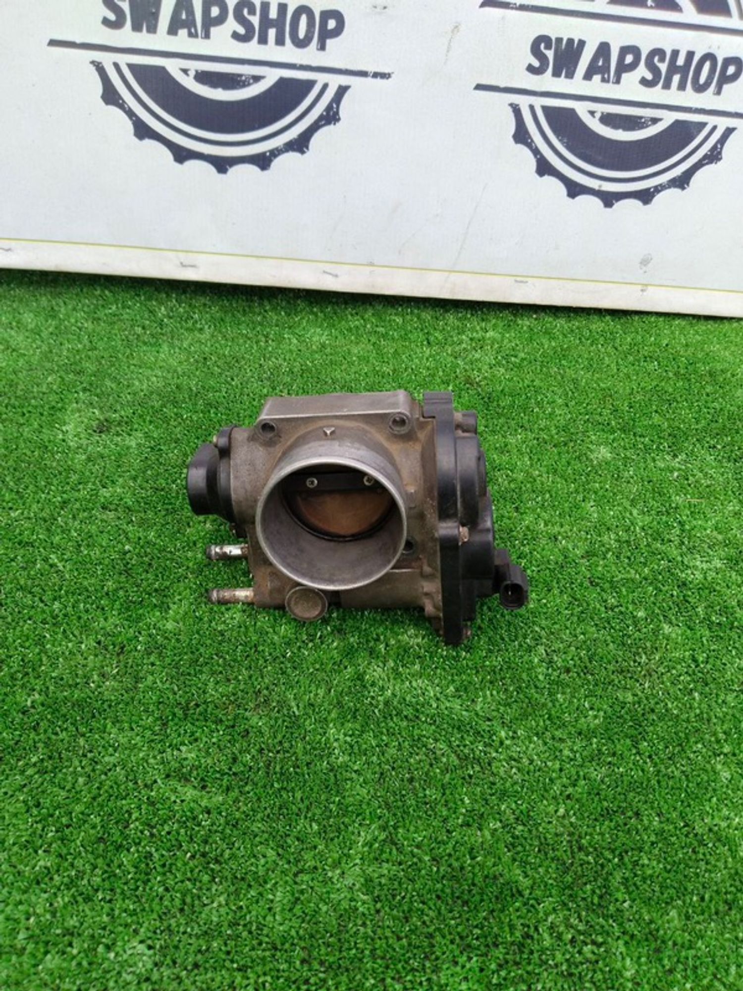 Дроссельная заслонка Toyota mark2 2001 2203046250 JZX110 2JZ-FSE, 1500 рублей, Сосновоборск
