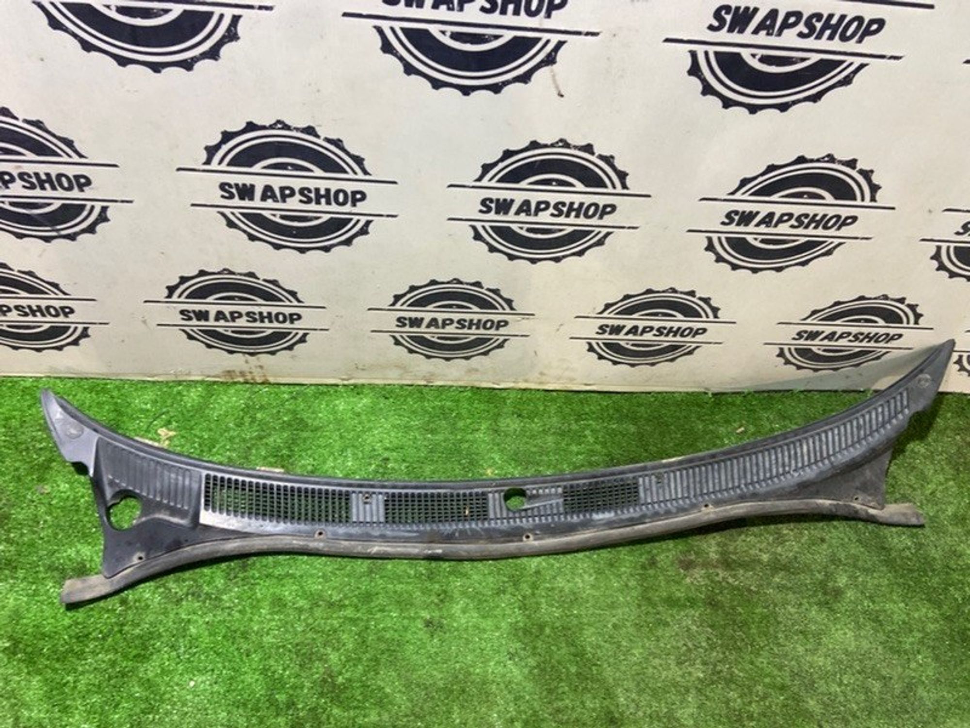 Решетка под лобовое стекло Toyota Corsa 1992 5570816020 EL43 5E-FE, 800 рублей, Сосновоборск