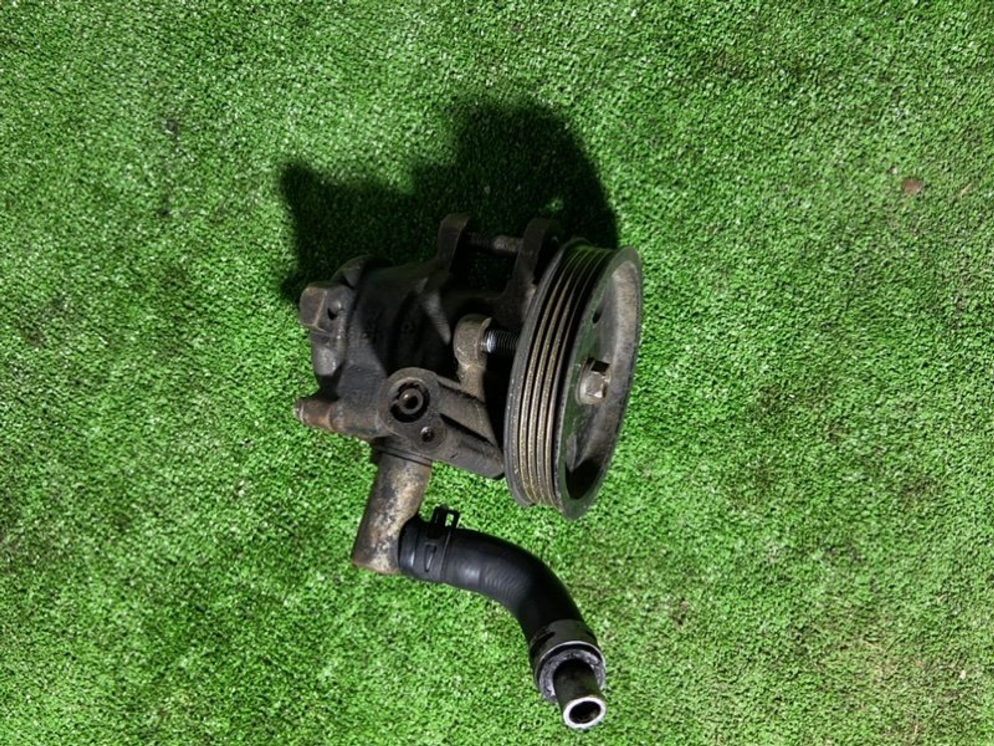 Насос гидроусилителя руля Toyota sprinter 1991 1640064641 CE100 2C, 1500 рублей, Сосновоборск