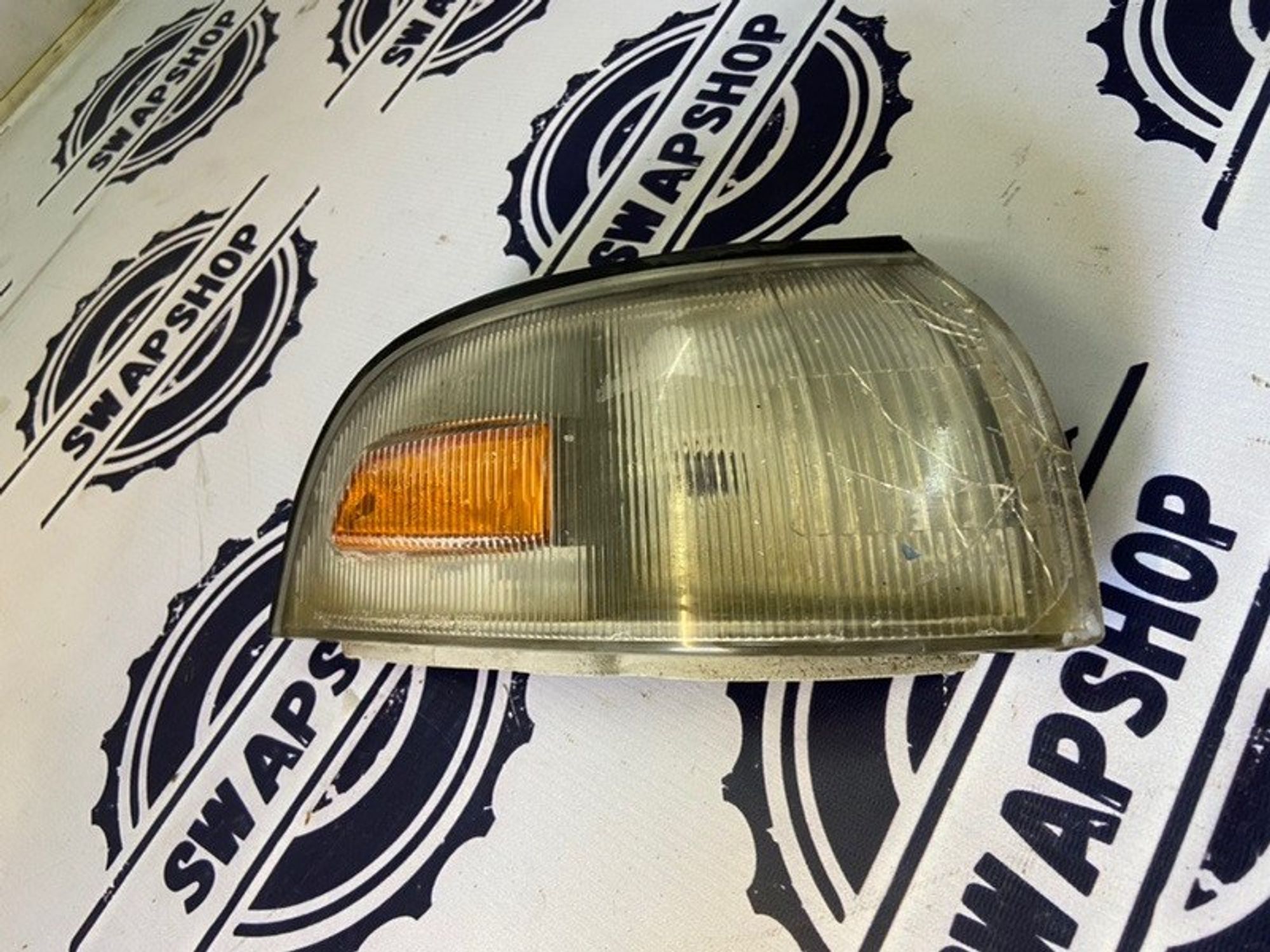Габарит Toyota sprinter 1992 12358 AE100 5A-FE, передний правый, 800 рублей, Сосновоборск