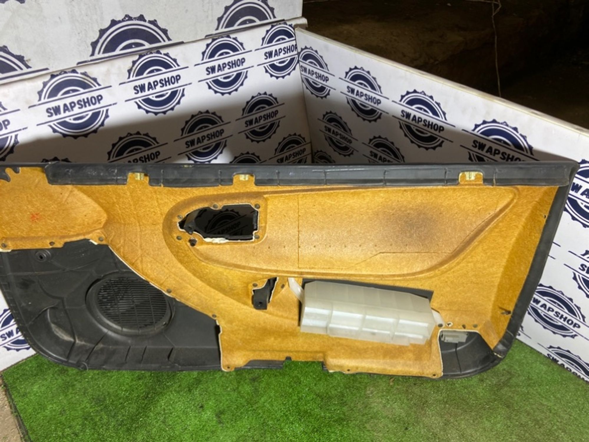 Обшивка боковой двери Toyota Celica 1988 676202L601C1 ST202 3S-FE, передняя левая, 800 рублей, Сосновоборск