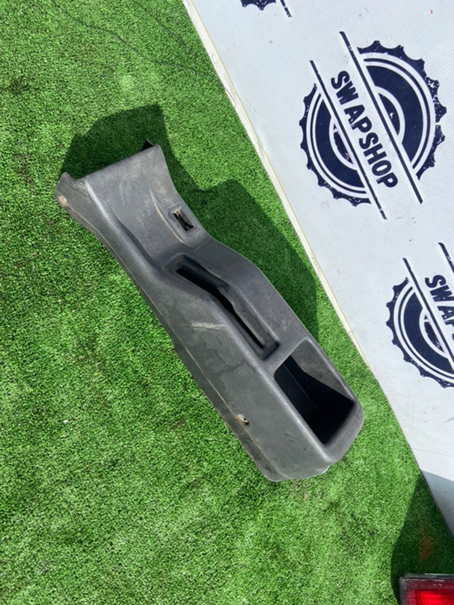 Бардачок между сиденьями Toyota sprinter 1990 589011214003 EE98 3E, 600 рублей, Сосновоборск