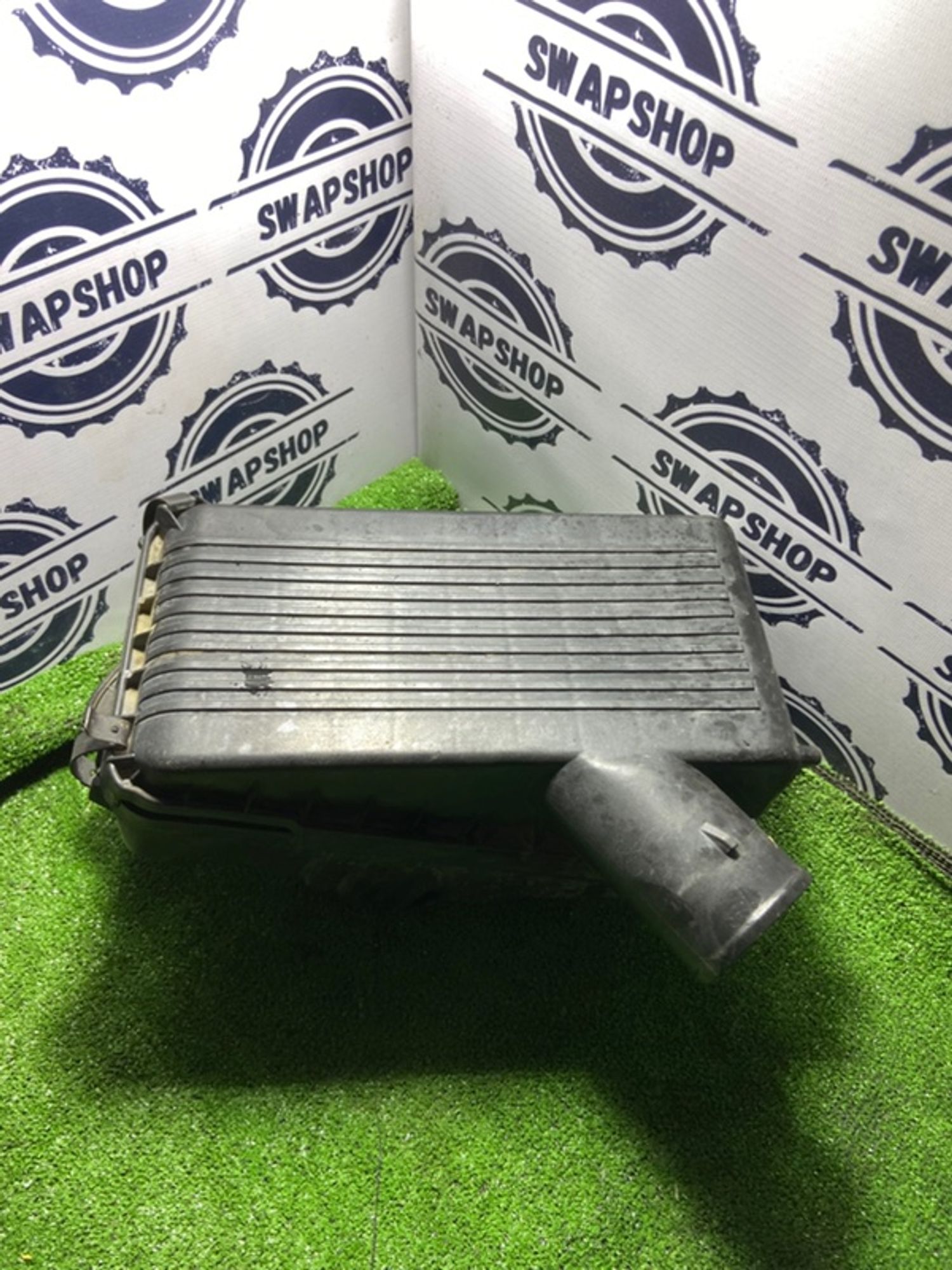 Корпус воздушного фильтра Toyota Corona 1992 1770516440 AT190 4A-FE, 550 рублей, Сосновоборск