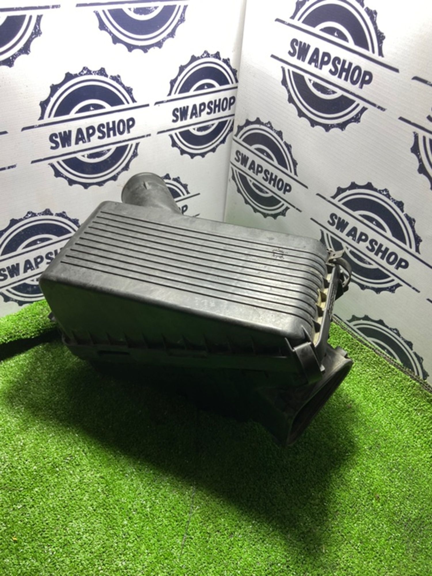 Корпус воздушного фильтра Toyota Corona 1992 1770516440 AT190 4A-FE, 550 рублей, Сосновоборск