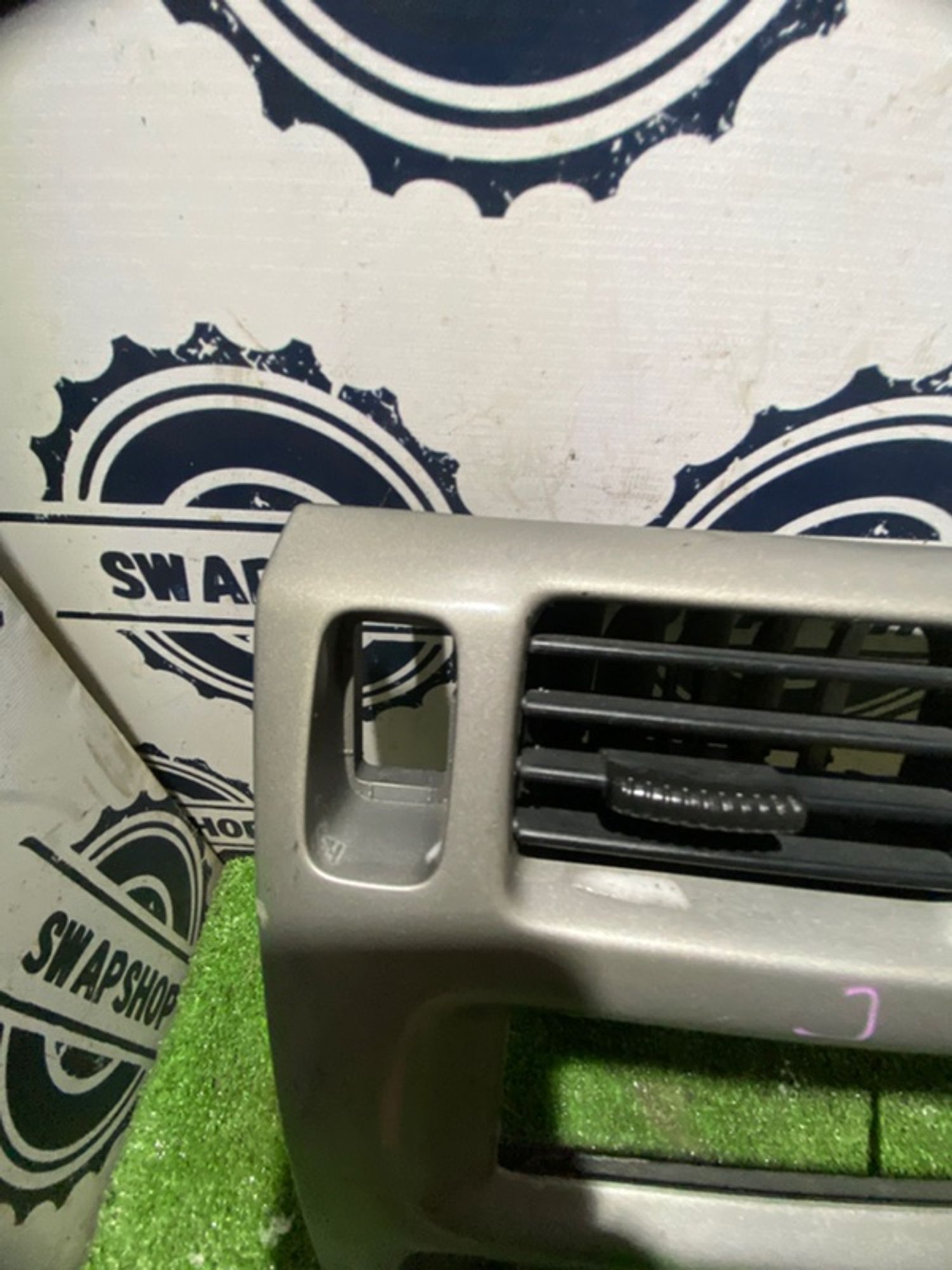 Консоль центральная Honda hr-v 2000 77211S2HJ01ZB GH4 D16A, 1000 рублей, Сосновоборск