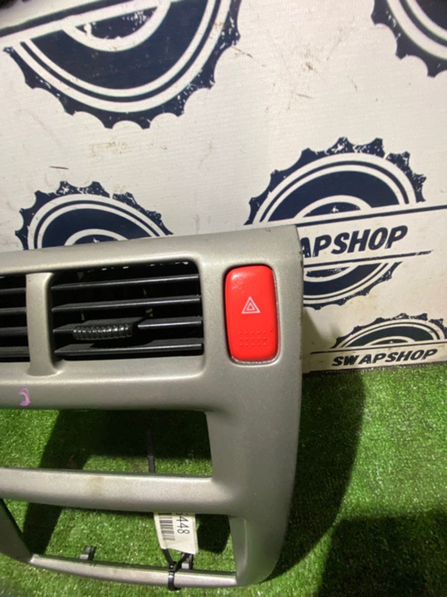 Консоль центральная Honda hr-v 2000 77211S2HJ01ZB GH4 D16A, 1000 рублей, Сосновоборск