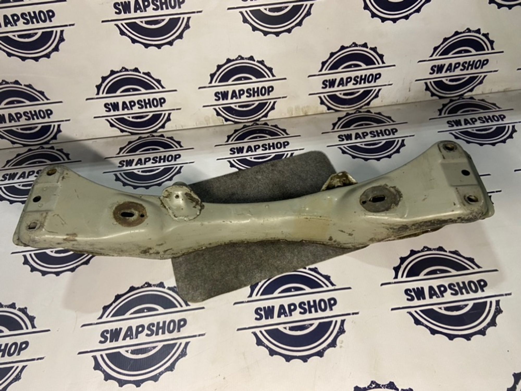 Балка продольная под ДВС Toyota mark2 1997 5120122907 JZX100 1JZ-GE, 1500 рублей, Сосновоборск