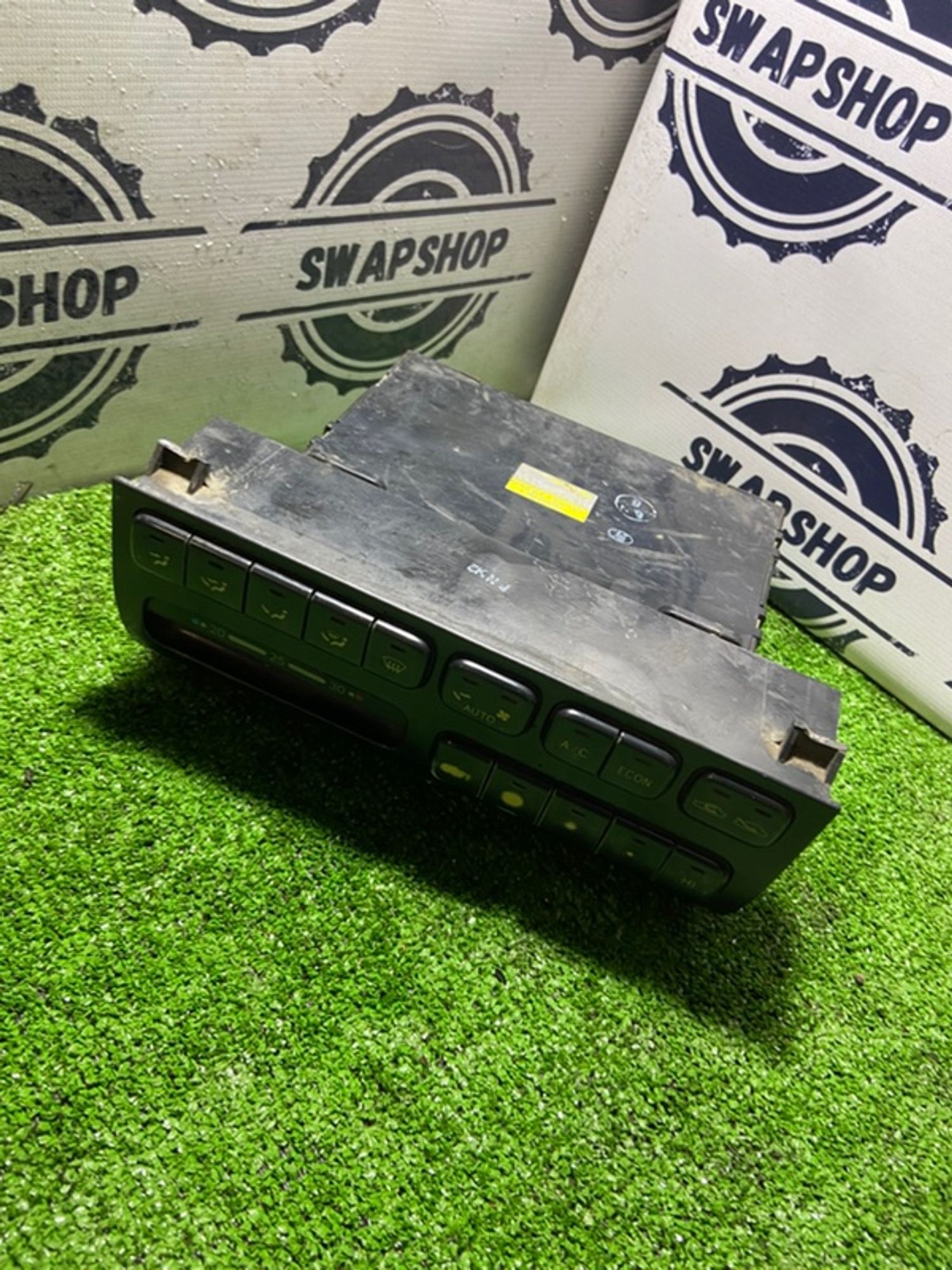 Блок управления климат-контролем Toyota Corona 1992 886502B330 AT190 4A-FE, 2000 рублей, Сосновоборск
