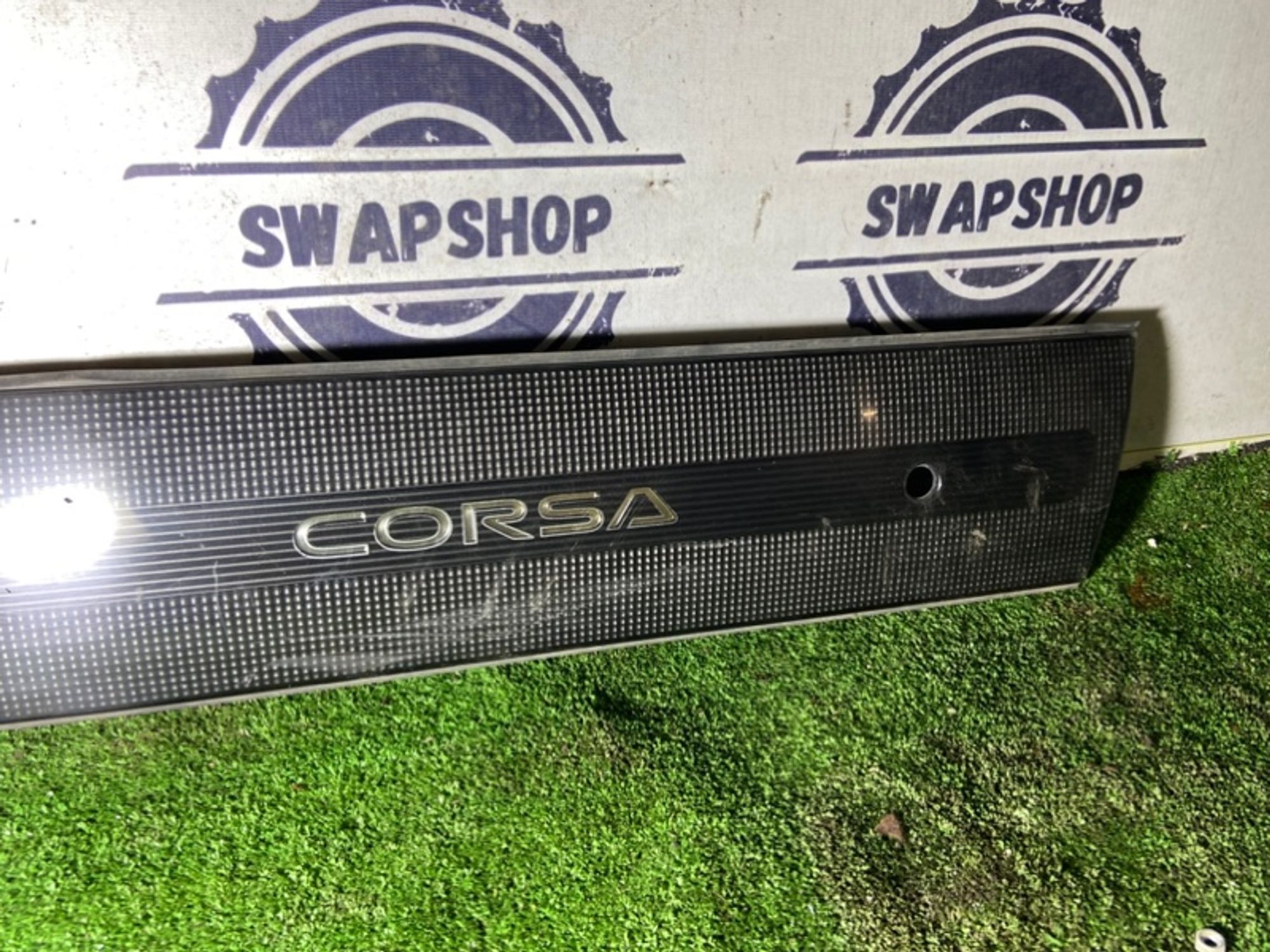 Вставка между стопов Toyota Corsa 1992 7680116250 EL43 5E-FE, задняя, 1000 рублей, Сосновоборск